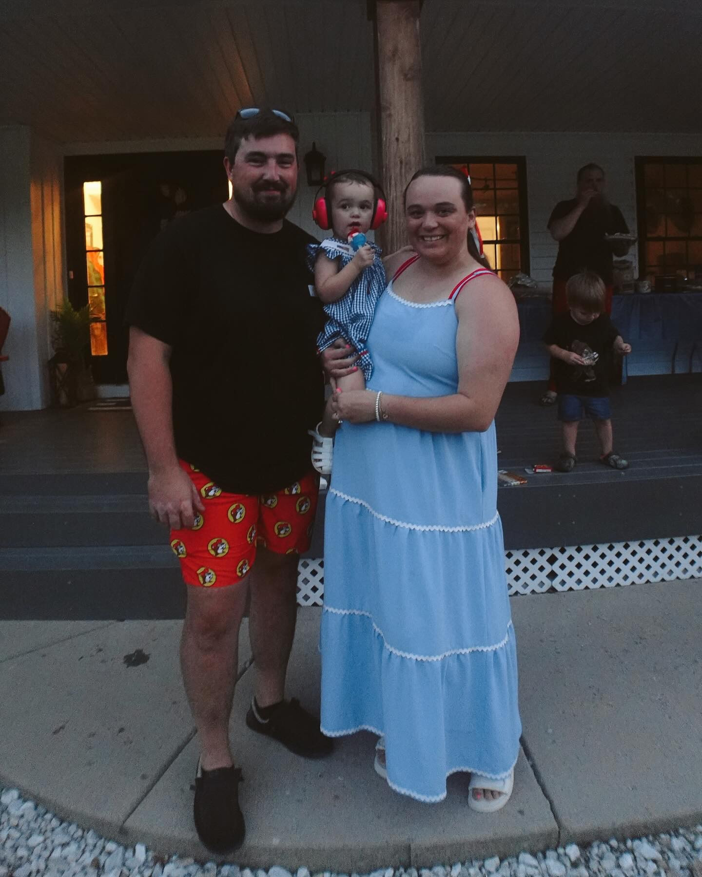 The last two days I swam, ate good food, spent the days with family and friends, a simple small town 4th of July. I am proud to live in the greatest country in the world. It was paid for by the complete and ultimate sacrifice. A love and dedication like no-other. The amount of thanks and love I have for military and their families- you guys are the rockstars and should be celebrated every single day. Happy 4th of July & Happy Birthday America. 🎂🇺🇸