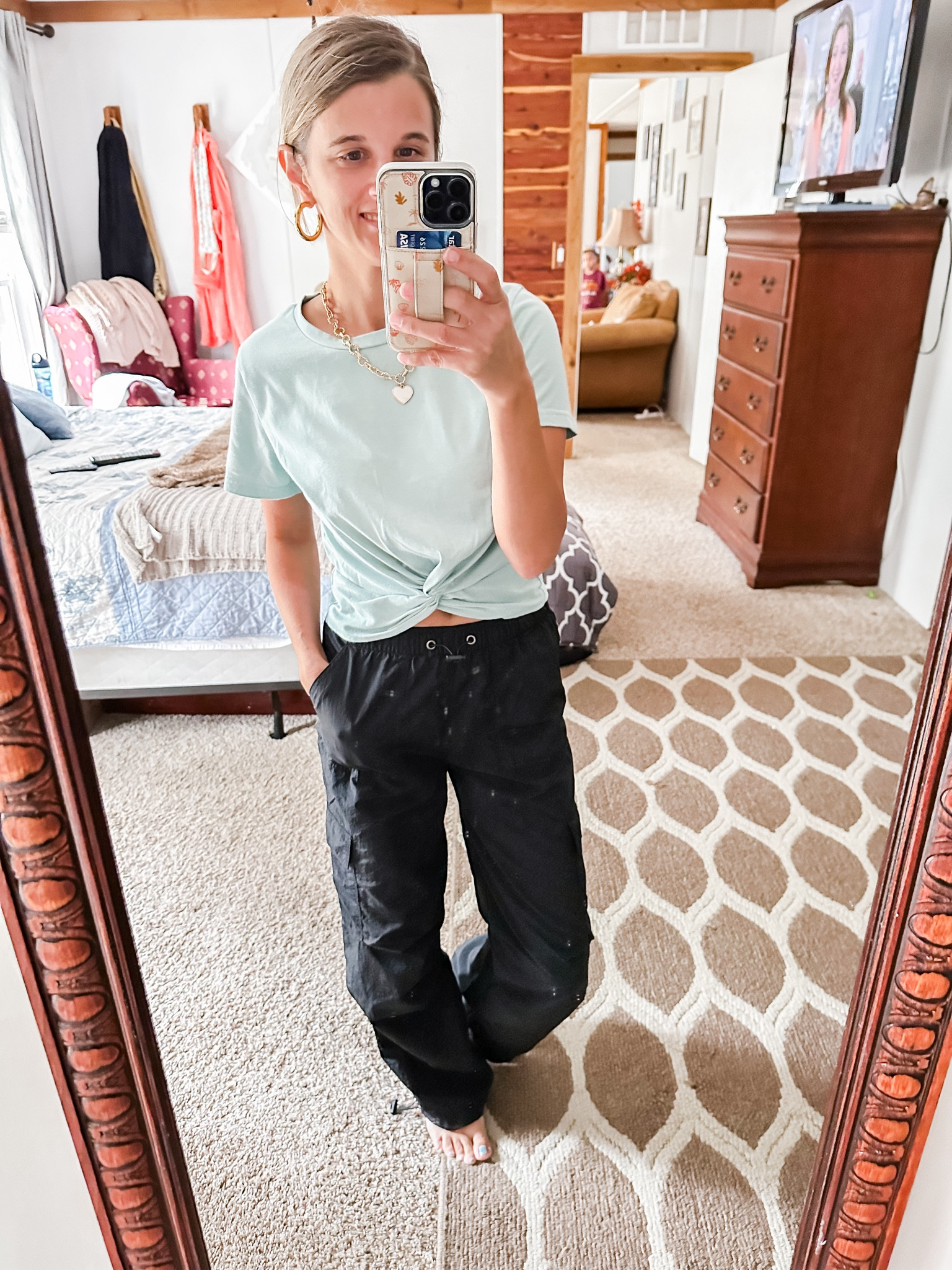 I’m becoming a fan of cargo pants more and more! These are from Walmart! Low in stock so grab yours now 

#LTKFindsUnder50 #LTKStyleTip #LTKFallSale