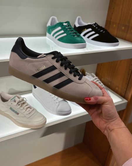 Filed under: went shopping for him but want it for meeee. Love these gazelles in this taupe colorway. (Nice alternative to sambas!) FYI these come in men’s sizing so be sure to size down 1.5 sizes for women. 

adidas, sneakers 