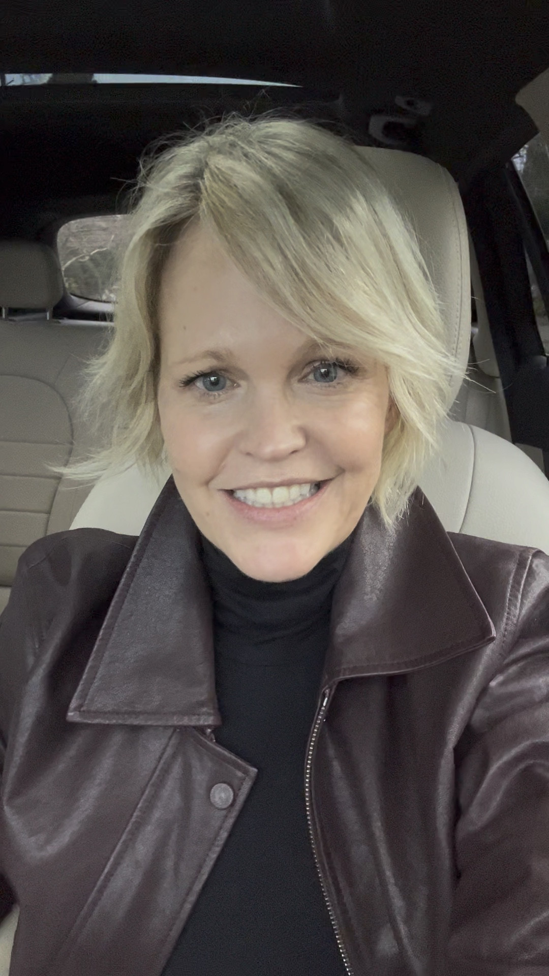 Stylist Holiday PSA - We are all doing our best - let’s be nice and we’ll make it through together 😬

#LTKStyleTip #LTKWatchNow