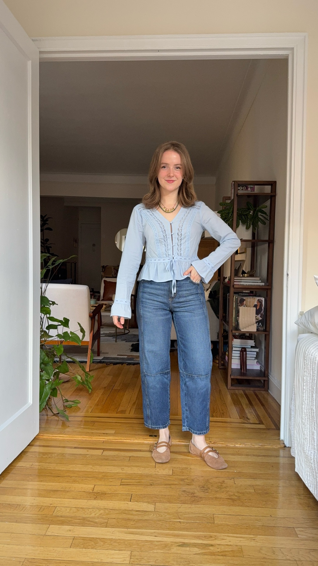 Target cotton top wearing xs 
25 short jeans on sale 

#LTKFindsUnder50 #LTKSaleAlert