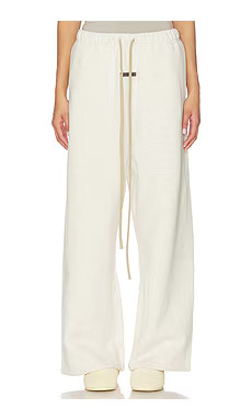 Fear of God ESSENTIALS Lounge Sweatpant in Oatmeal Heather from Revolve.com | Revolve Clothing (Global)