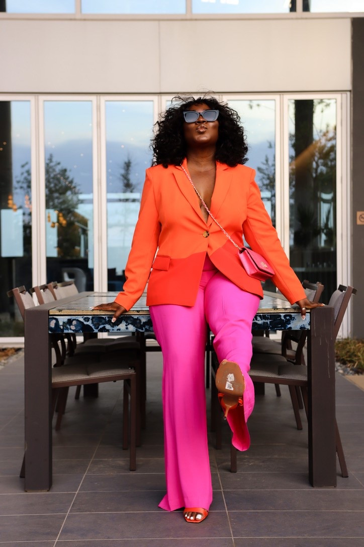 This look scream colors!

#LTKootd #LTKSaleAlert #LTKPlusSize