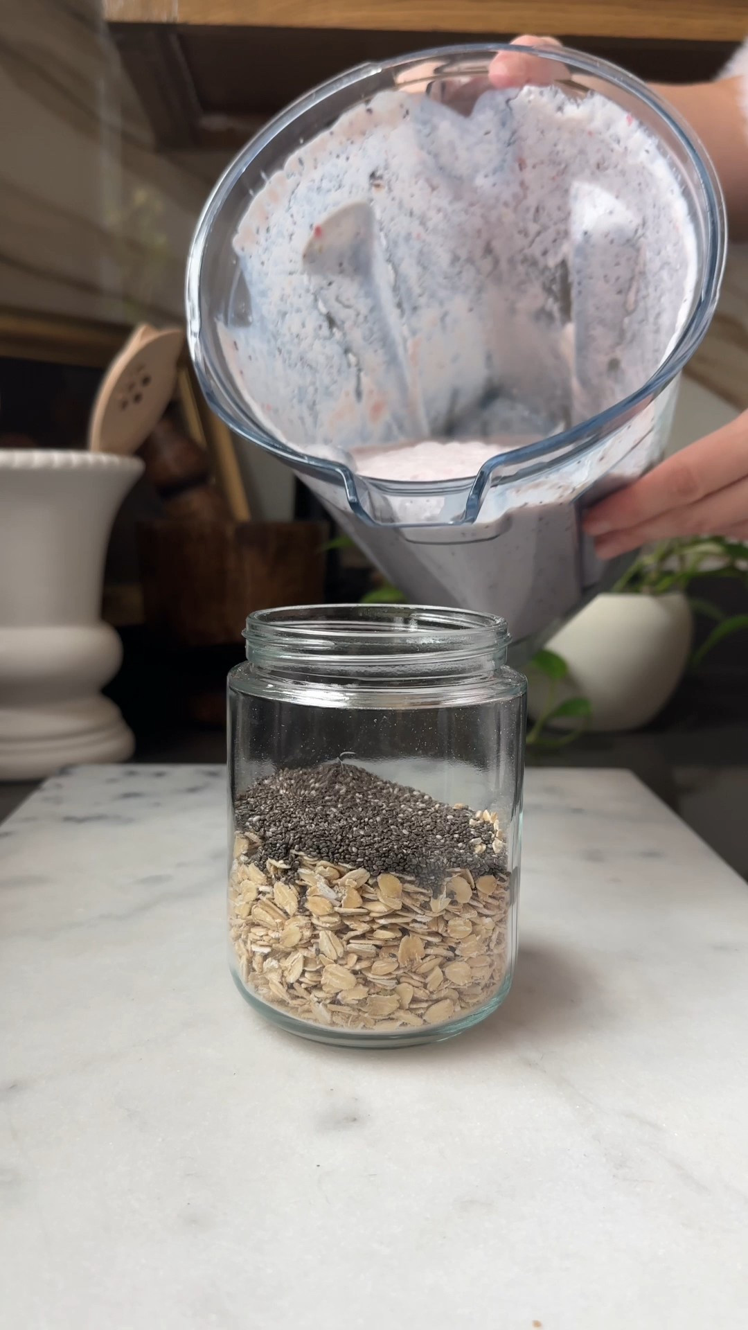 Pro-tip: add strawberry milk to your overnight oats. It’s life-changing!



#LTKFamily #LTKHome #LTKActive