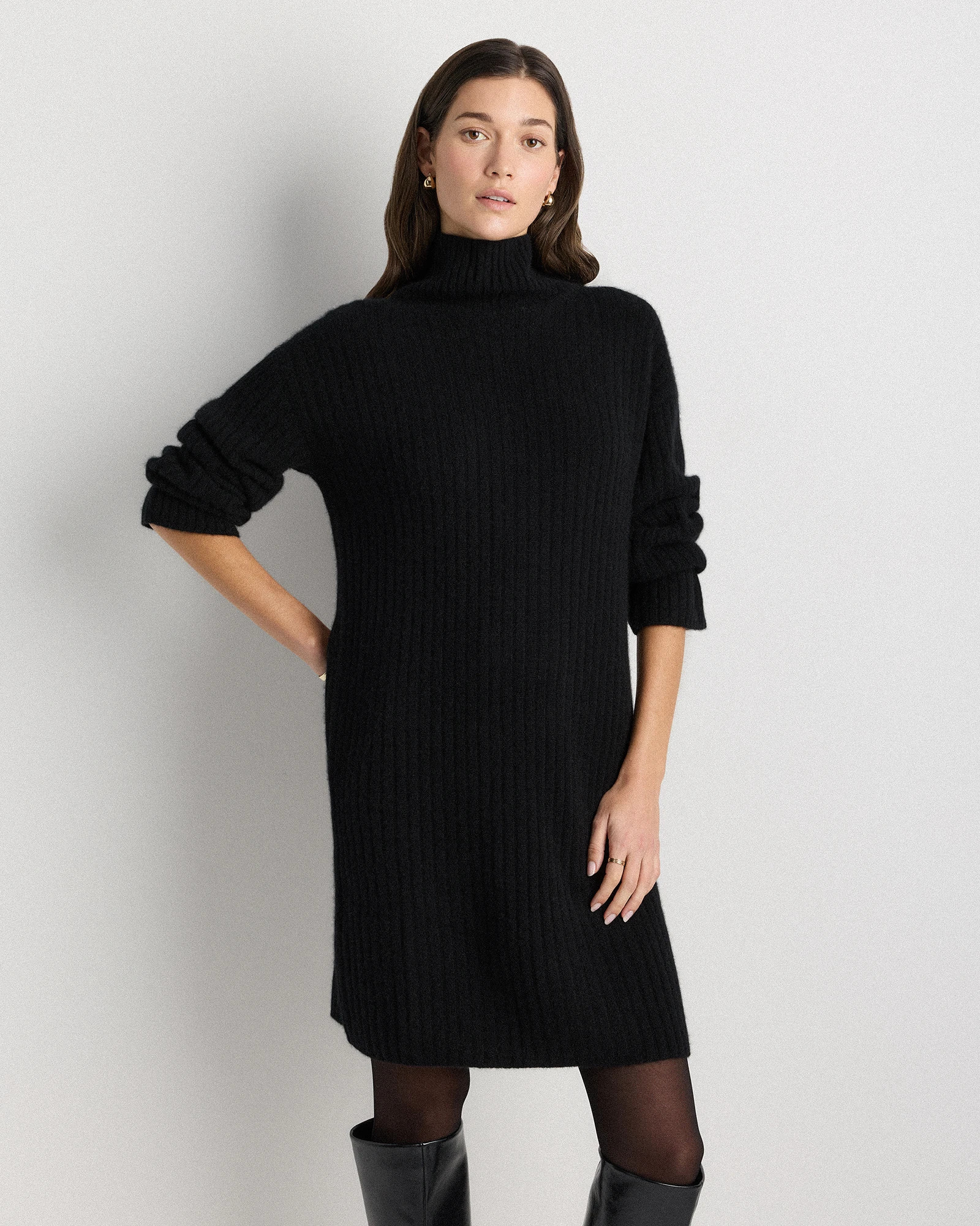 Quince | Women's Mongolian Cashmere Ribbed Turtleneck Mini Dress in Rich Burgundy, Size Small | Quince