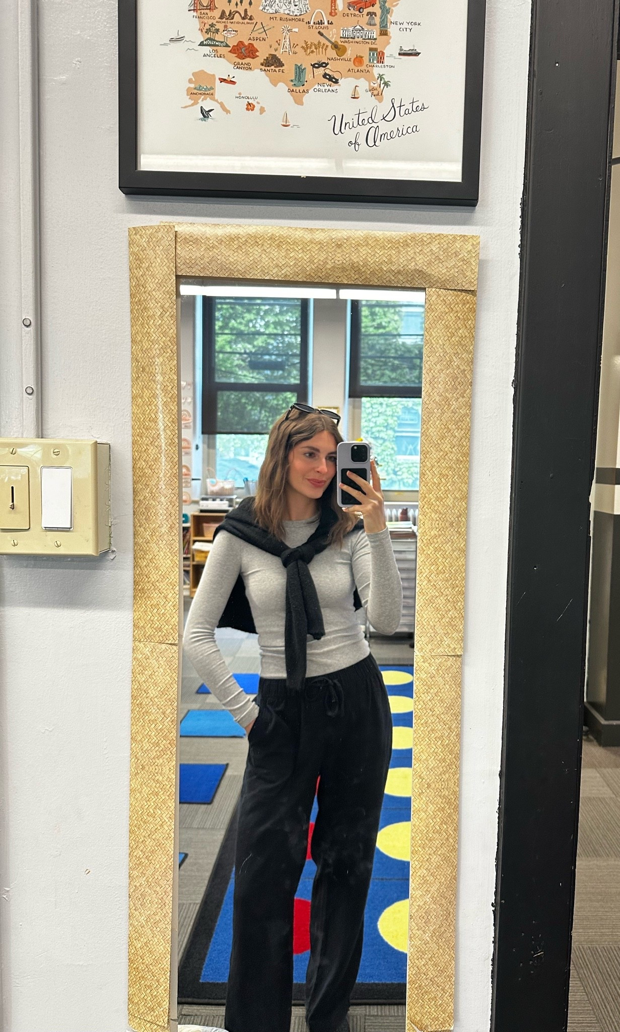 XXS top 
Small sweater 
Small pants 

Spring outfit
Work wear 
Work fashion 
Linen pants

#LTKootd #LTKWorkwear #LTKSeasonal