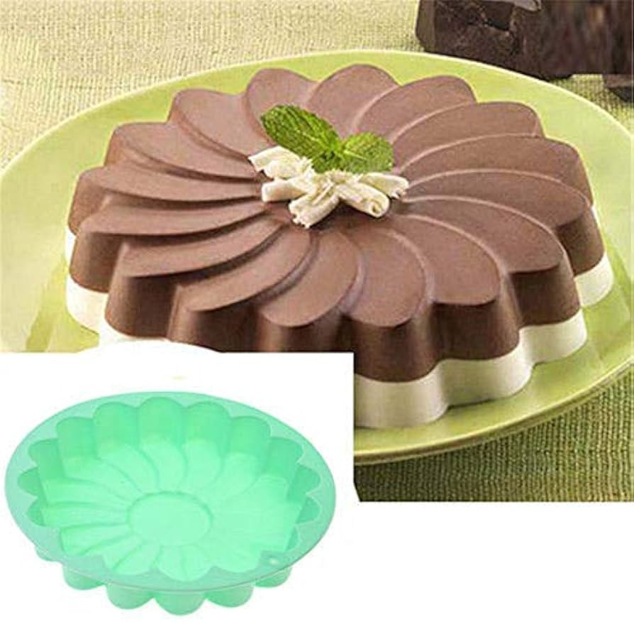 EORTA Silicone Large Cake Mold 23 CM/9 Inch Flower Shaped Round Nonstick Baking Pan Brownie/Chees... | Amazon (US)