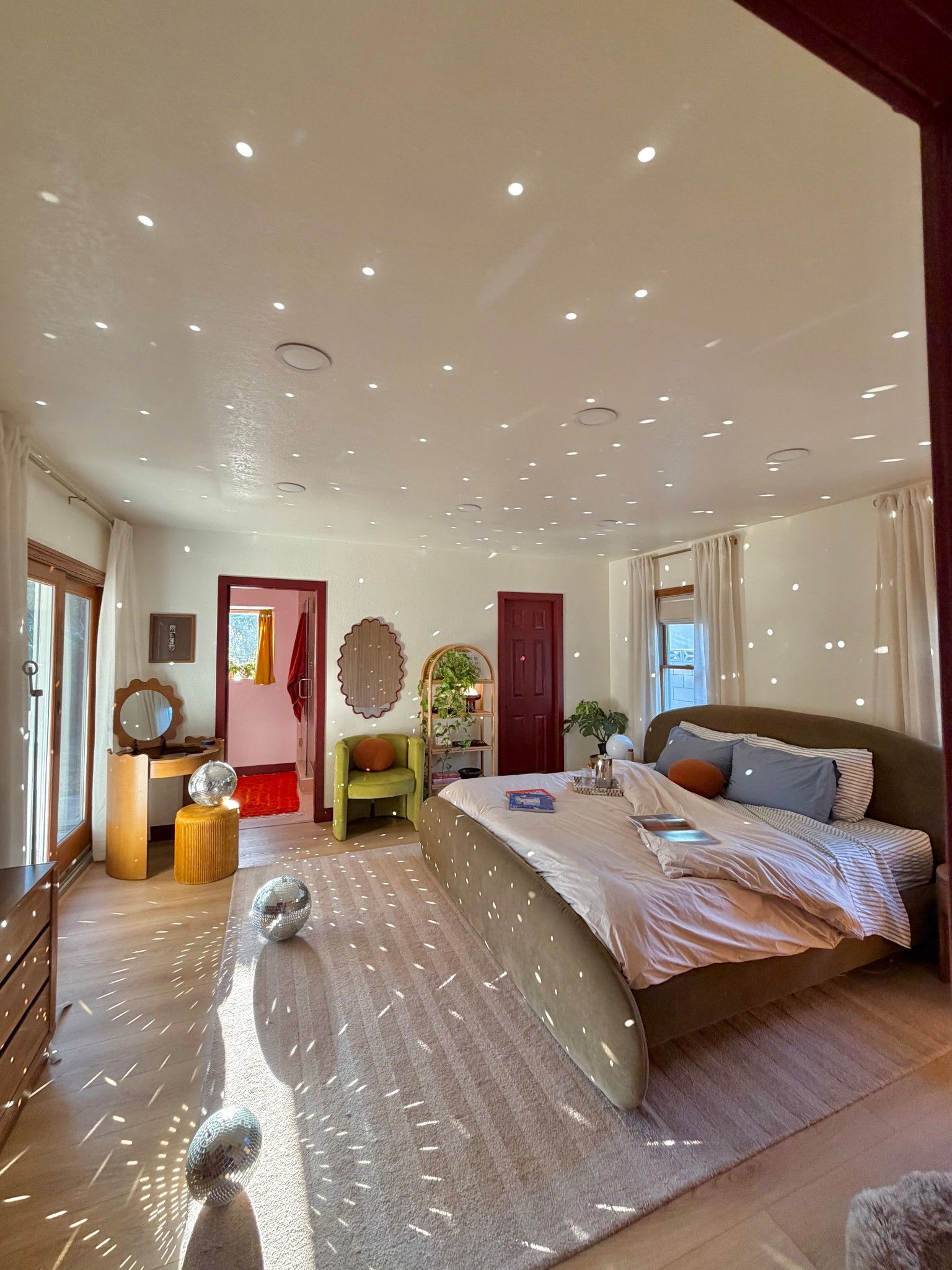Bedroom vibes 

#LTKHome