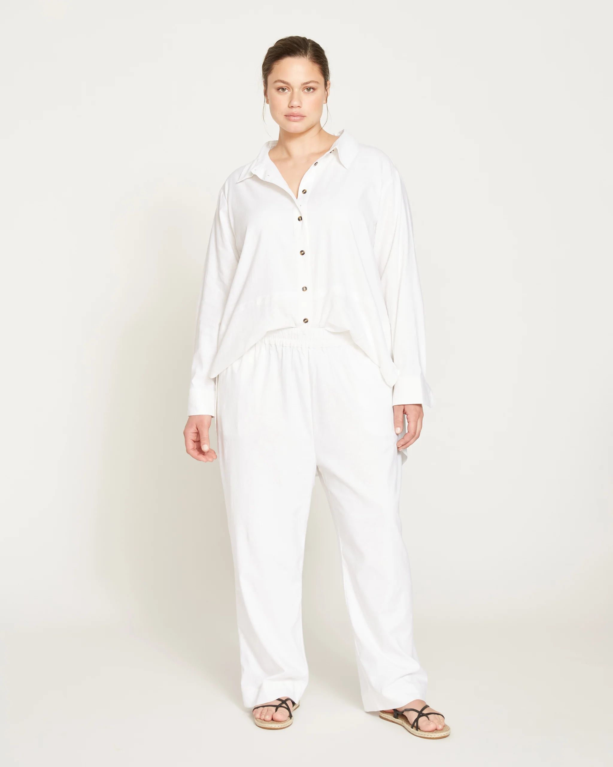 Iris Linen Easy Pull-On Pants
   White | Universal Standard