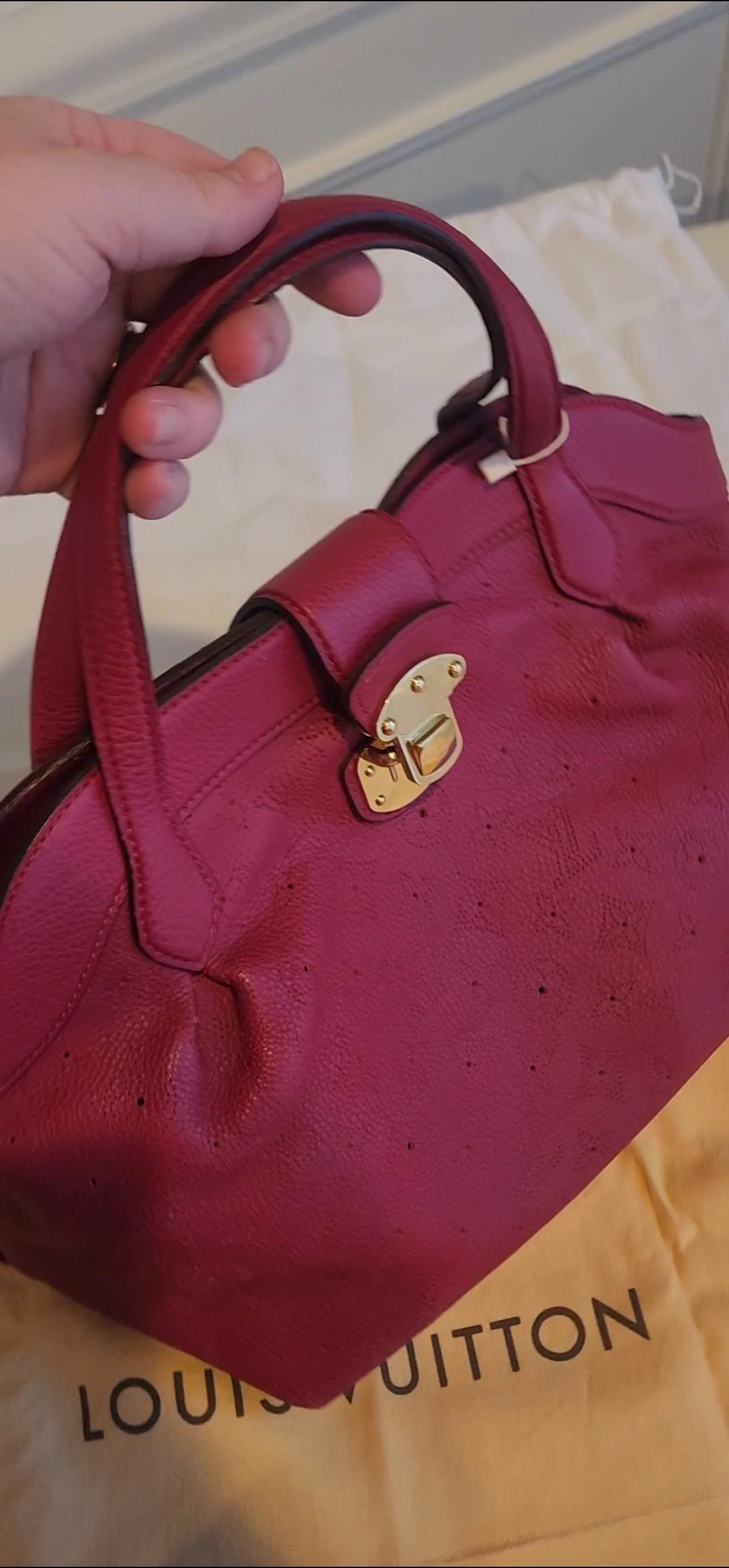 @rebag has been my favorite upscale recycling site. I have found the BEST finds on here. I was looking at this Louis Vuitton bag once long ago. I never pulled the trigger. Low and behold it pops up for me last time I logged in AND they were doing 15% off ... #win #rebag #livinglargeinlilly #designer #splurge #louisvuitton #pink 

#LTKitbag #LTKplussize #LTKstyletip