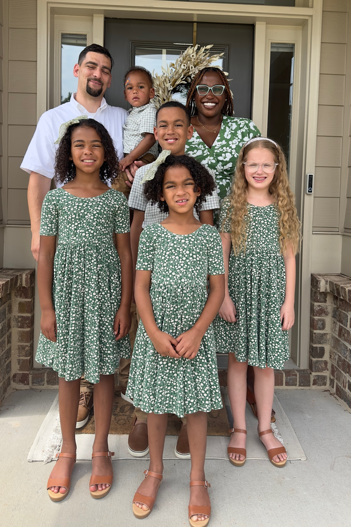 Matching Family Dress Up!

Matching family
Girls dresses
Matching girls dresses
Matching outfits
Coordinating Outfits
Coordinating Family
Mommy and me
Mini me
Family outfits
Family summer
Summer fashion
Family summer outfit
Spring fashion
Spring family outfits
Summer Outfit
Matching Girls Outfits

 #matchingfamily #matchingoutfits #minime #coordinatingfamily

#LTKfamily #LTKkids