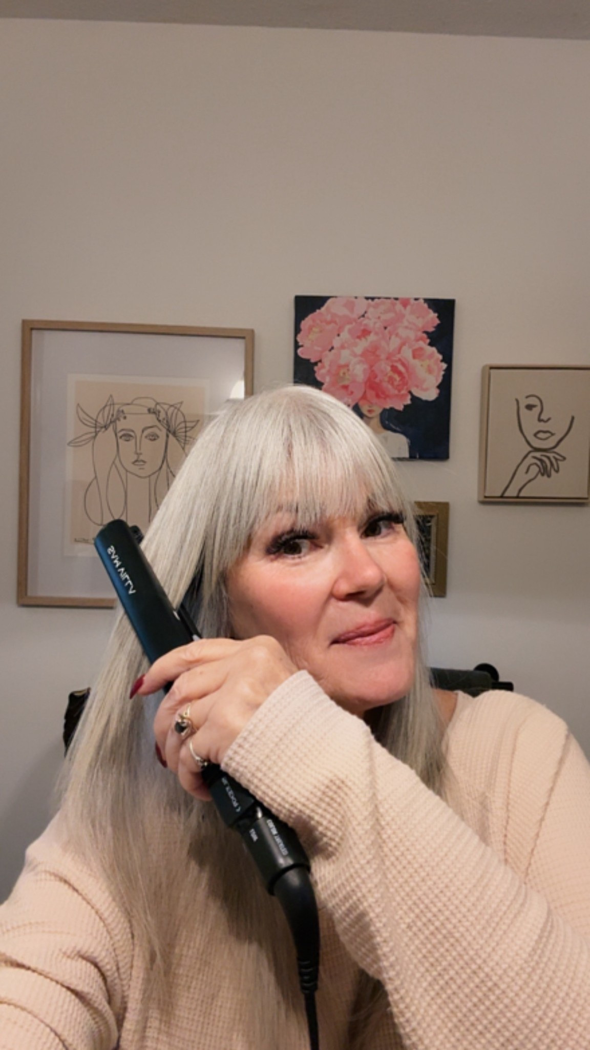 I love this straightner. It the only one I use. I always use it on the low setting  

#LTKOver40 #LTKBeauty