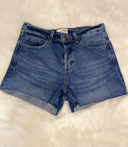 These are the perfect jean shorts! 🥰Great fit, length! 30% off with Target 🎯 Circle! TTS 



#LTKfindsunder50 #LTKover40 #LTKsalealert