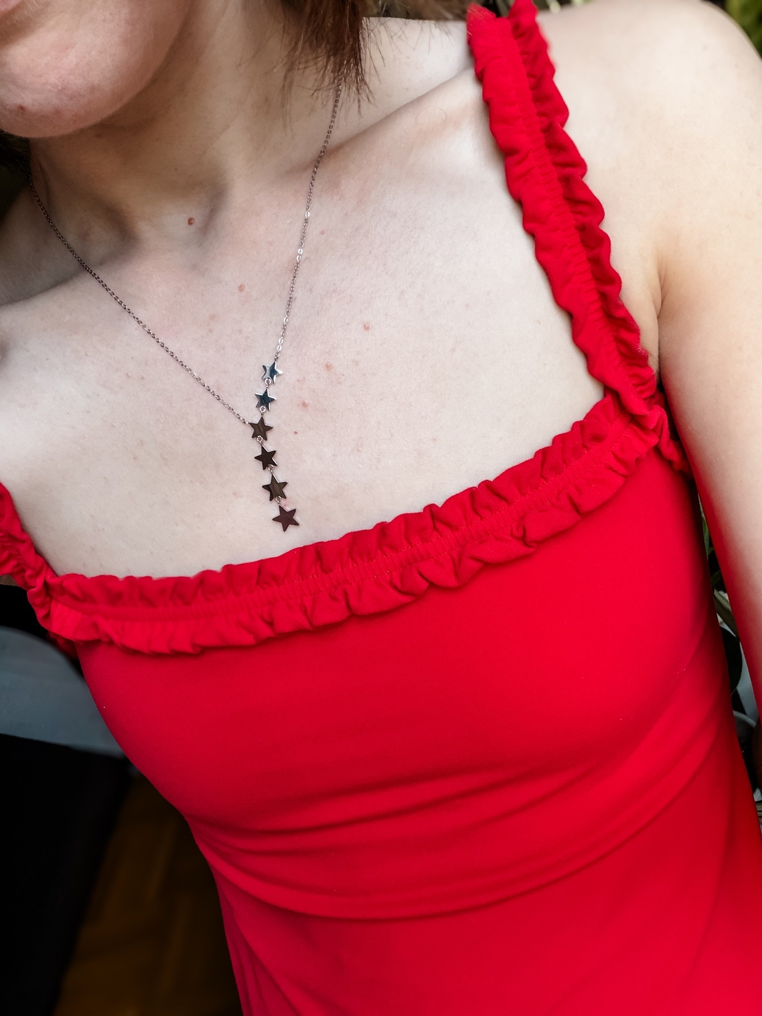 The cutest star necklace that’s perfect for the Fourth of July and reminds me of Velaris, for all my ACOTAR fans!