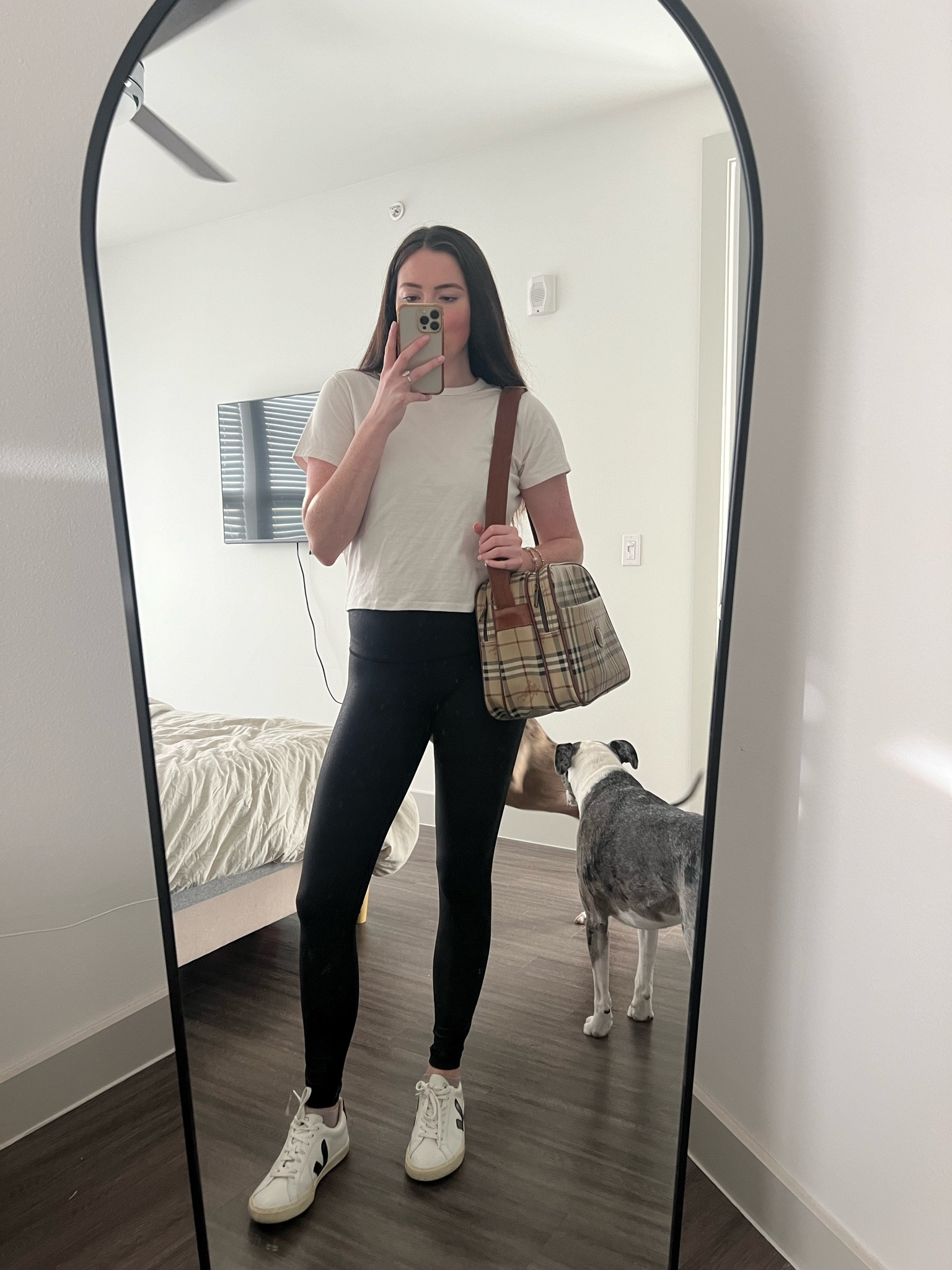 Coffee shop outfit of the day 🤍

#LTKstyletip #LTKtravel #LTKworkwear