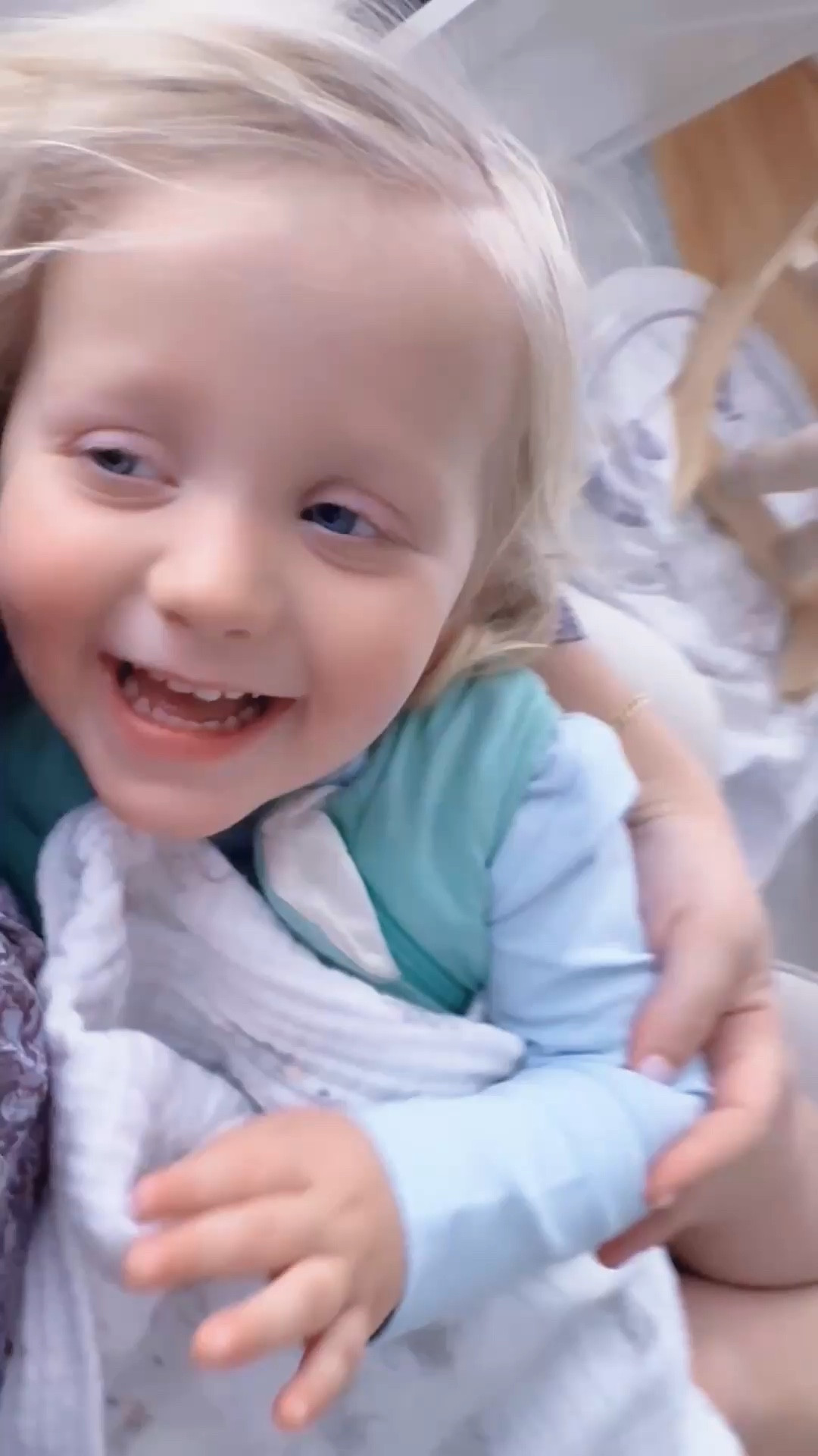 those pre-nap giggles 🤭 hehe - he was worn outtt and just wouldn’t stop gigging in my arms 🤱 - it was the cutest thing ever 🥰👶🏼