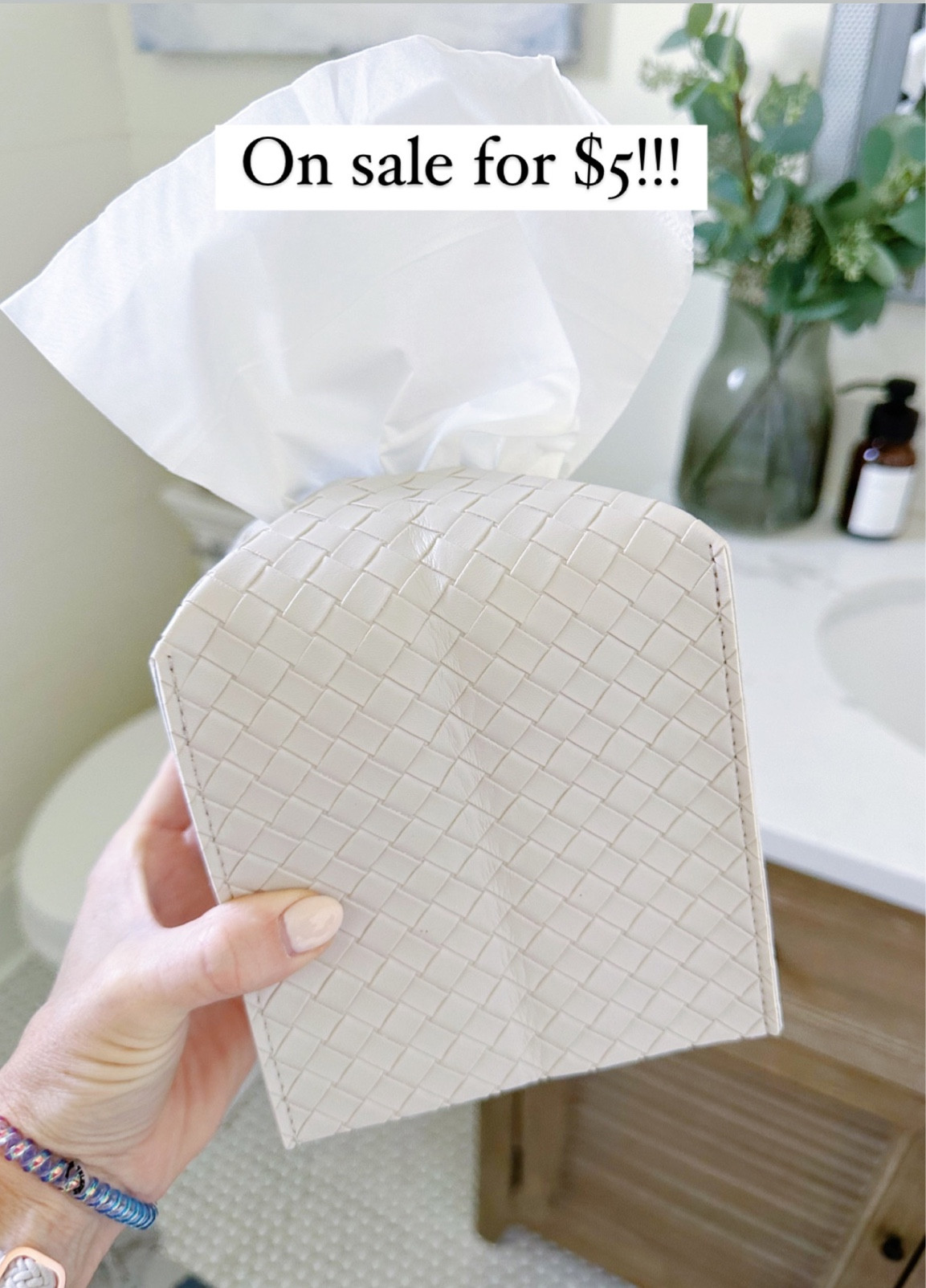 Love this tissue box cover! #bigdeals2023

#LTKfindsunder50 #LTKhome #LTKxPrime