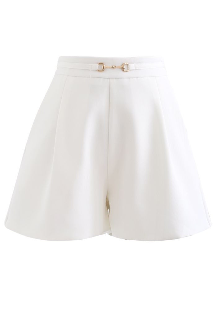 Horsebit Side Pockets Shorts in White | Chicwish