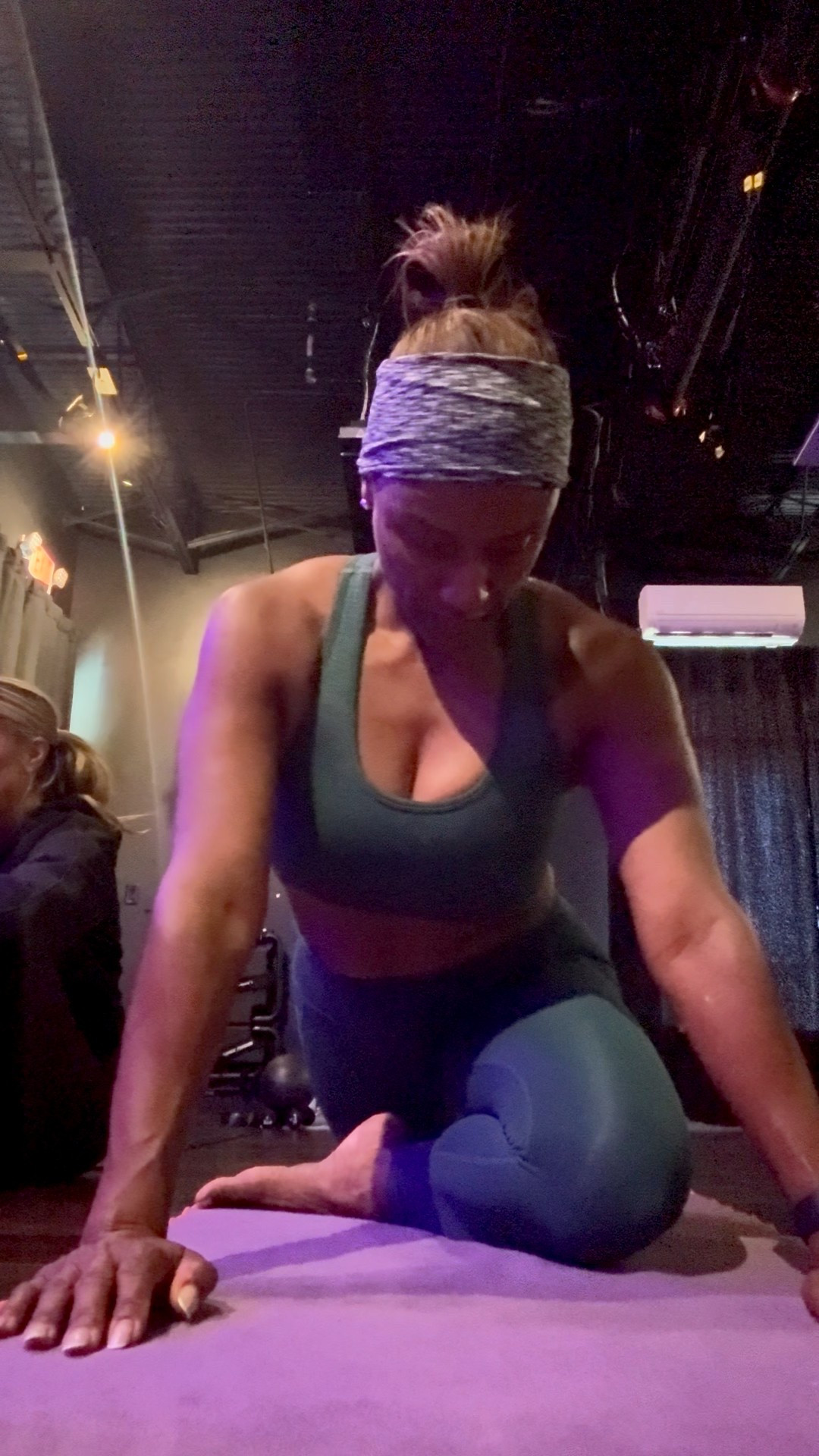 This workout set is the perfect fit for fall and it is unbelievably comfortable for all day wear.  I grabbed this in a few colors.

#LTKFindsUnder50 #LTKselfcare #LTKdayinmylife