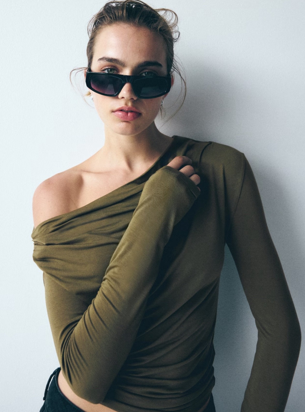 H&M top under $20

#LTKOver40 #LTKStyleTip #LTKFindsUnder50