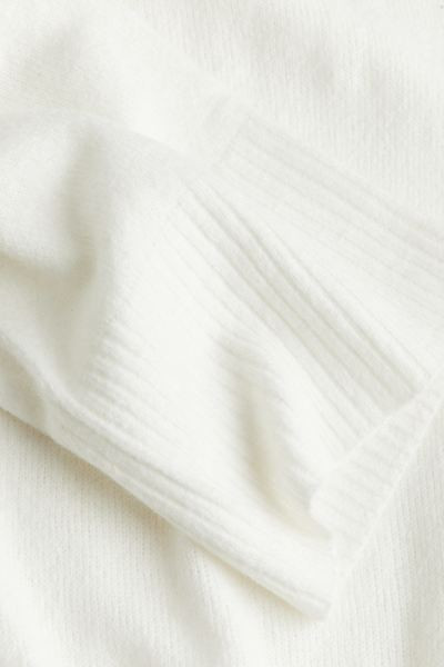 Jumper - Cream - Ladies | H&M GB | H&M (UK, MY, IN, SG, PH, TW, HK)