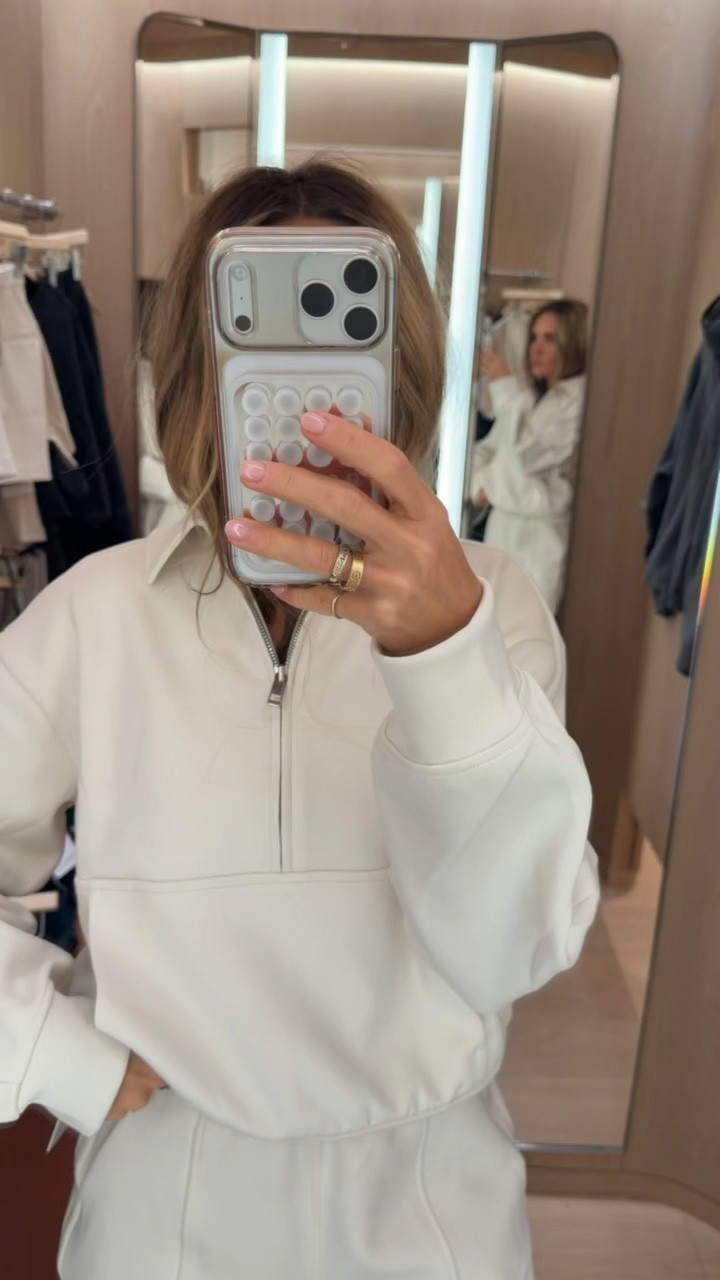 Words can’t describe how soft this set is! 

Lululemon, Lulu, activewear, athleisure, women’s fashion

#LTKootd #LTKActive