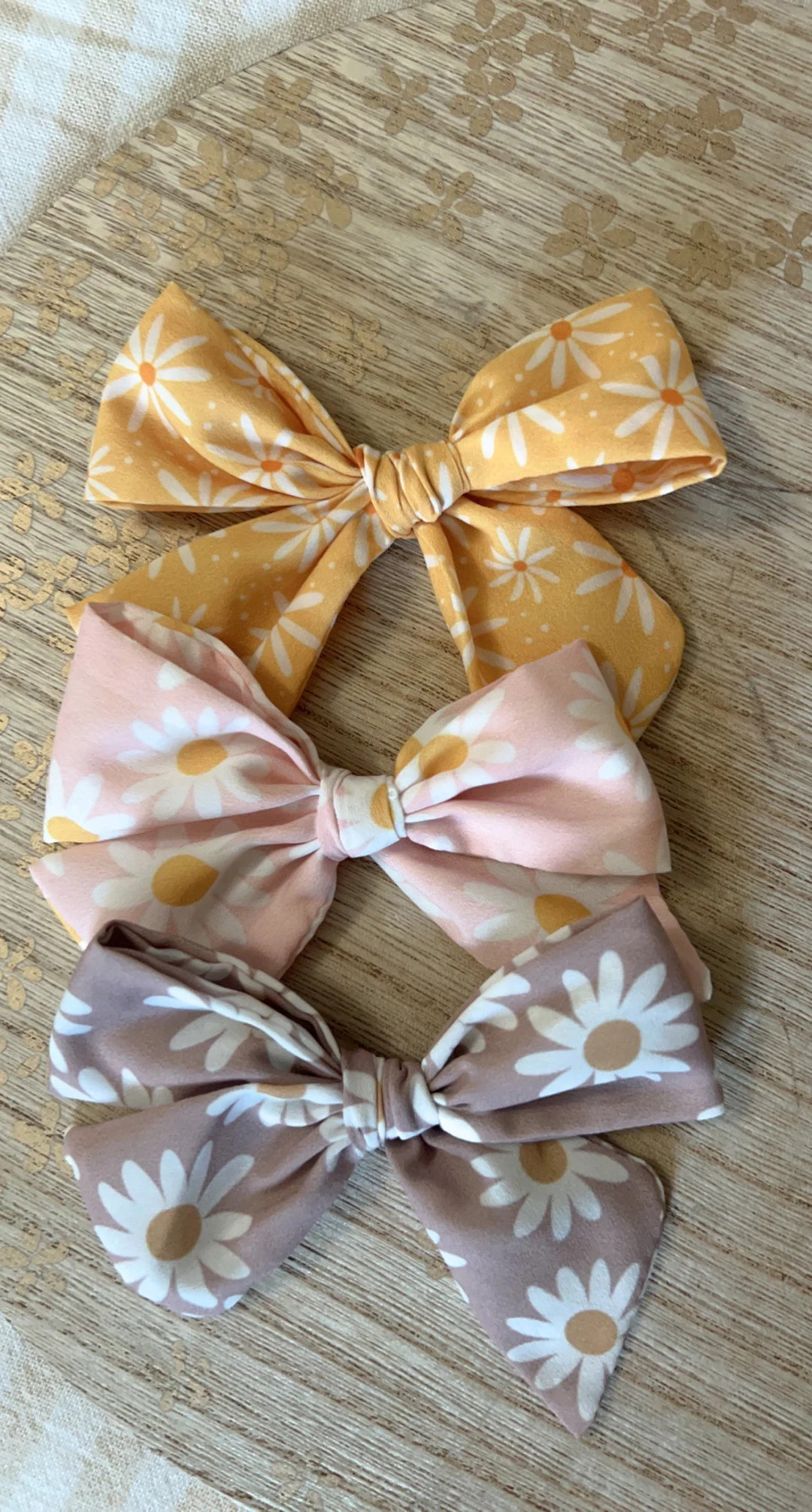 Daisy bows | Etsy (US)
