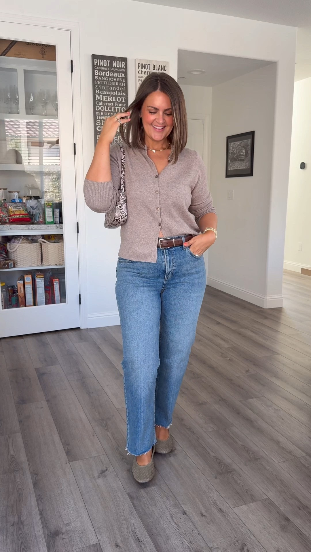 Jeans, 31R
Cardigan, large

@abercrombie size 12, midsize fashion, early fall outfit, elevated basics @Electric Picks Jewelry

#LTKgrwm #LTKMidsize #LTKOver40