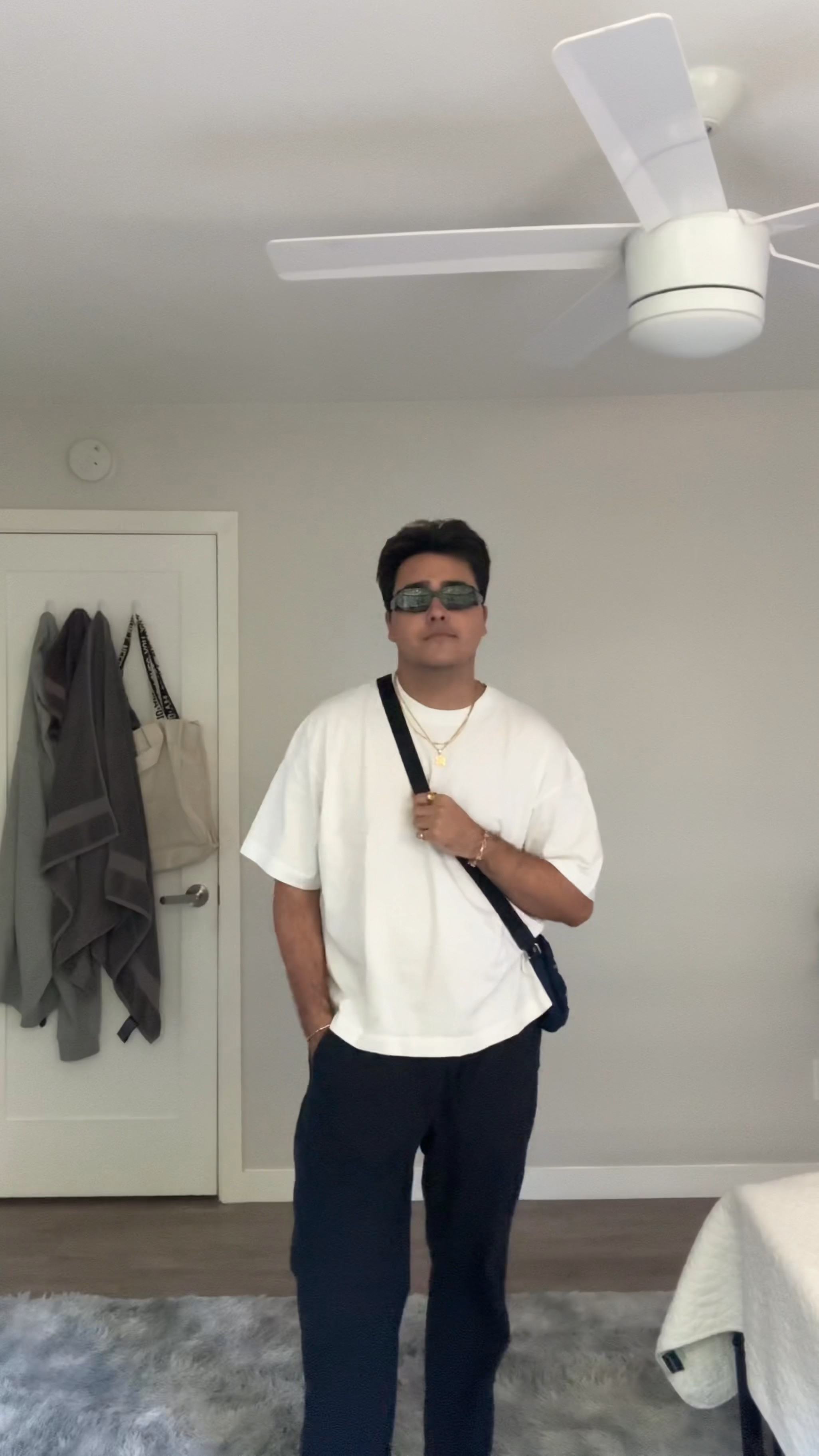 get ready with me 🌫️

#LTKVideo #LTKMens #LTKStyleTip