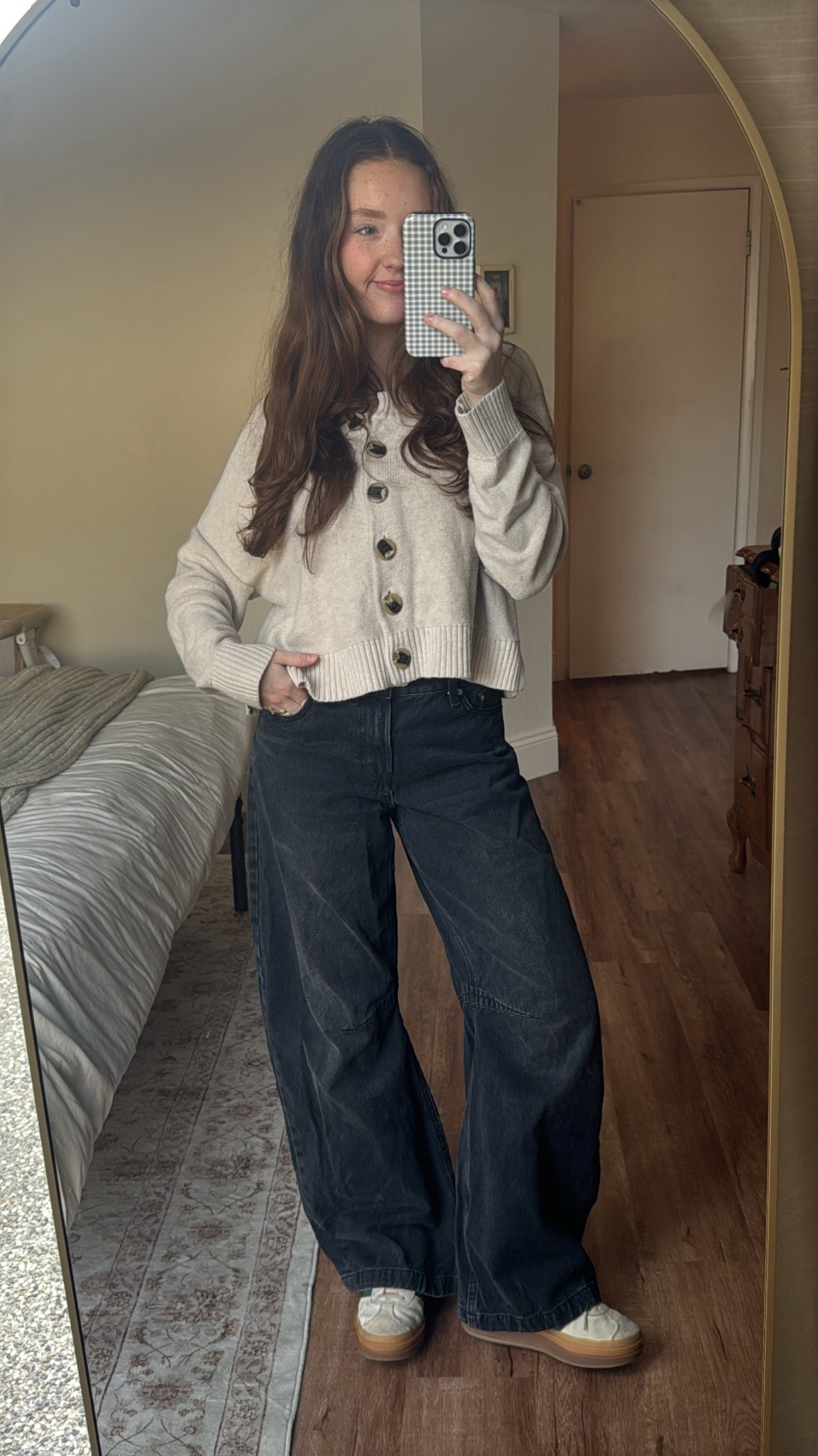 postpartum mom ootd! fyi the jeans are on sale! 

#LTKmomlife #LTKootd