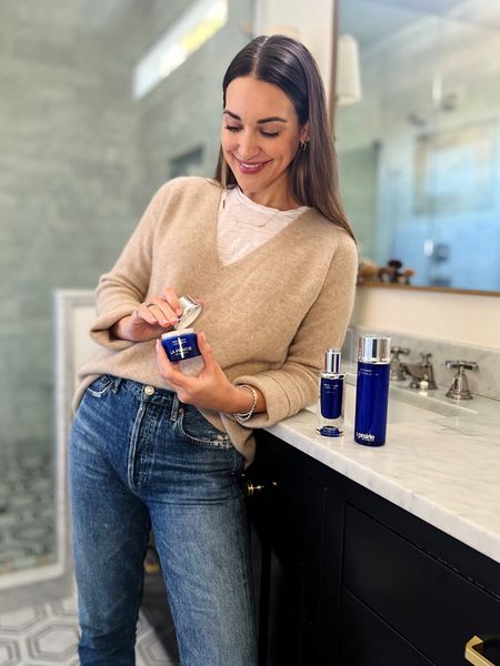 I've been using La Prairie's essence, serum, and luxe cream, available at Nordstrom, and I see what all the rave reviews are about. 😍😍

#sponsored #NordstromBeauty #NordstromPartner #LaPrariePartner #LaPrairie #SkinCaviarCollection

#LTKbeauty