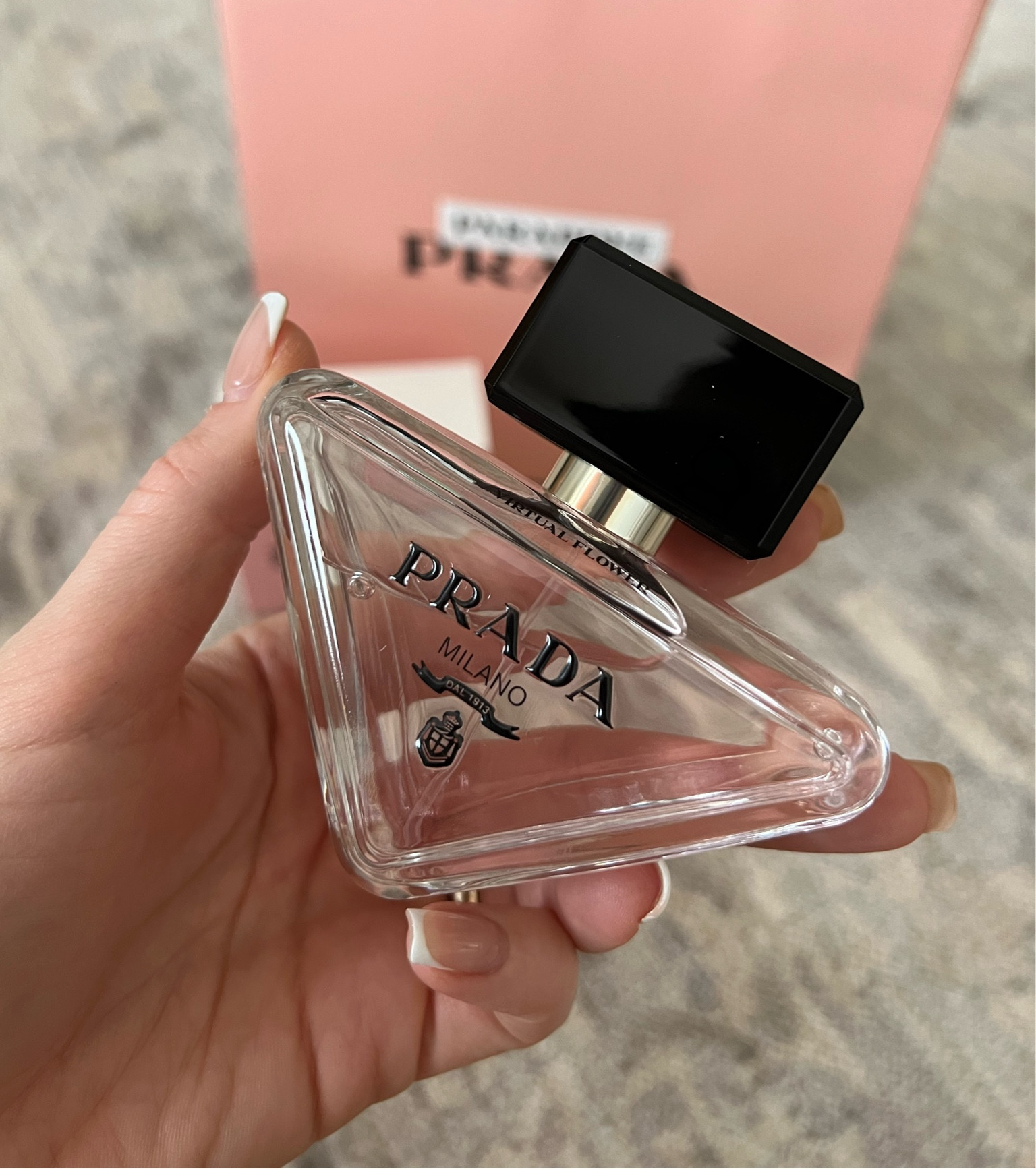 PRADA PARADOXE VIRTUAL FLOWER 香水 リフィル 【公式通販】