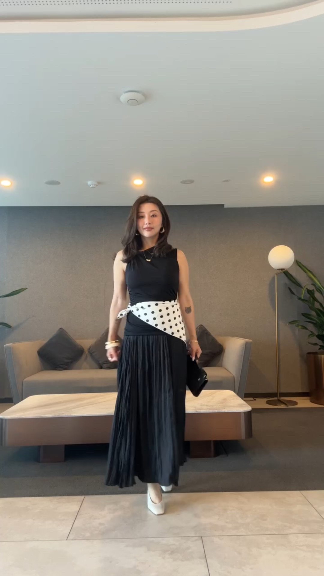 It’s been a while since my bestie and I had a proper Galentine’s Day 🥹
Life got busy… we both became mums… and those spontaneous nights out slowly turned into school drop-offs and packed schedules.

In our 20s, we used to dress up and head out in our comfy Nine West heels like we owned the night.

Fast forward to today — we were invited to watch MJ The Musical here in Melbourne and it honestly felt like stepping back into that carefree era again.

So grateful for nights like this.
Proof that just because we’re mums now… doesn’t mean we stop being us 🤍

Isabel clutch from @ninewestaus 
Redsat heels @ninewestaus 
Top @hm 
skirt @zara 
Scarf @portmans_official 

#GalentinesDay #MelbourneMums  #MJTheMusical #GirlsNightO #ninewest