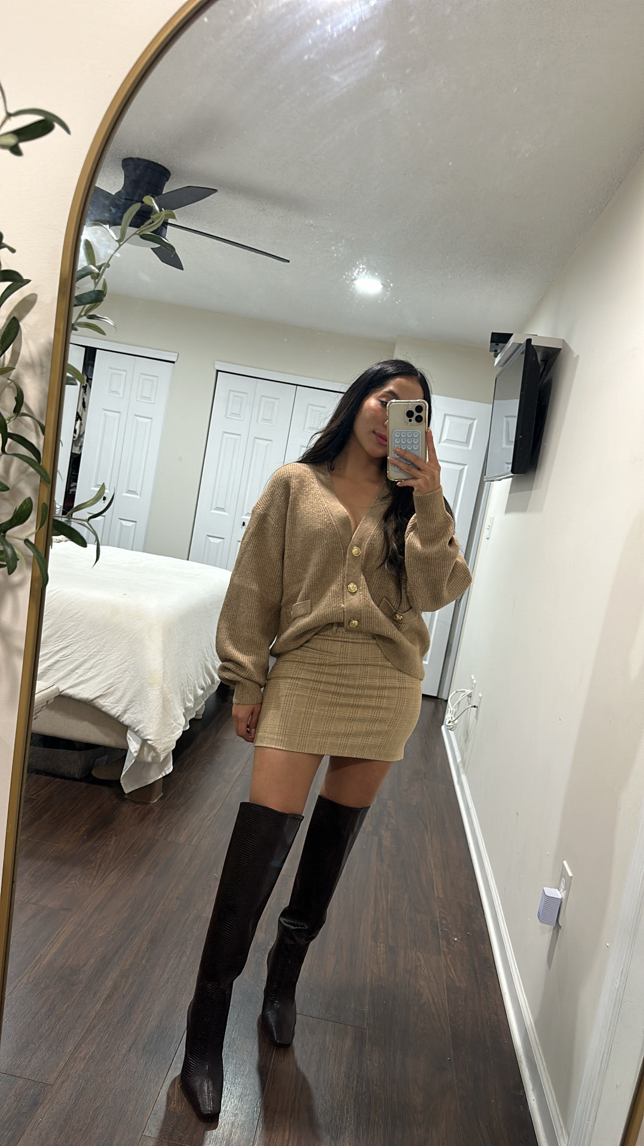 H&M outfit inspo 

#LTKShoeCrush #LTKHoliday #LTKStyleTip