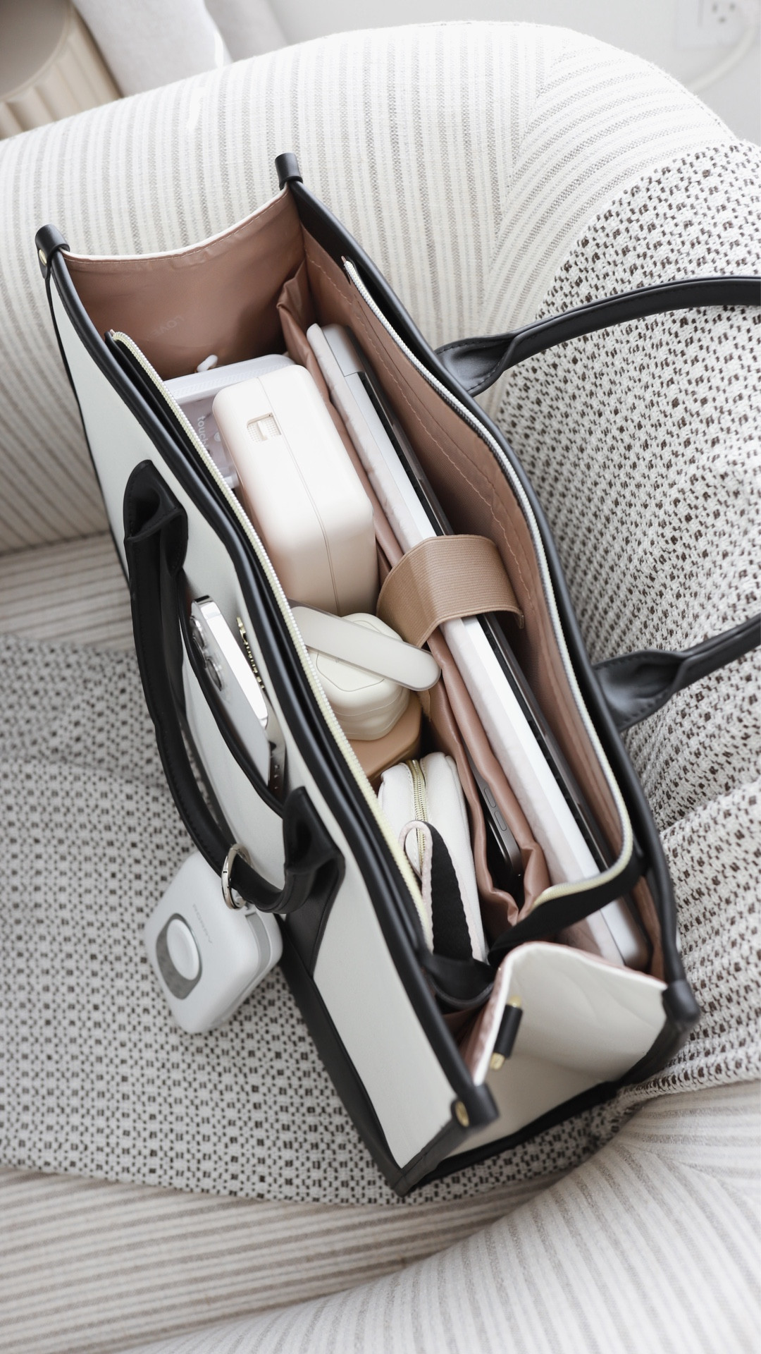 Pack My Work Tote: travel organization, what’s in my work tote bag, Amazon affordable fashion accessories

#LTKTravel #LTKWorkwear #LTKItBag