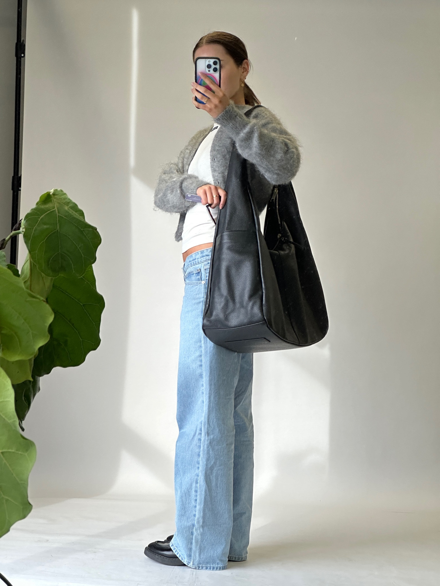 A cozy outfit for autumn! This Carryall bag is such a gem, fit’s so much !