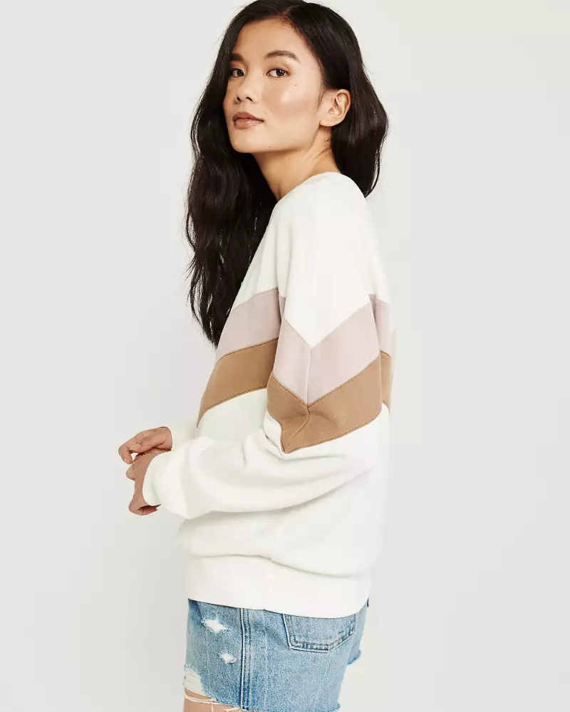 Soft A&F Crew Sweatshirt | Abercrombie & Fitch US & UK