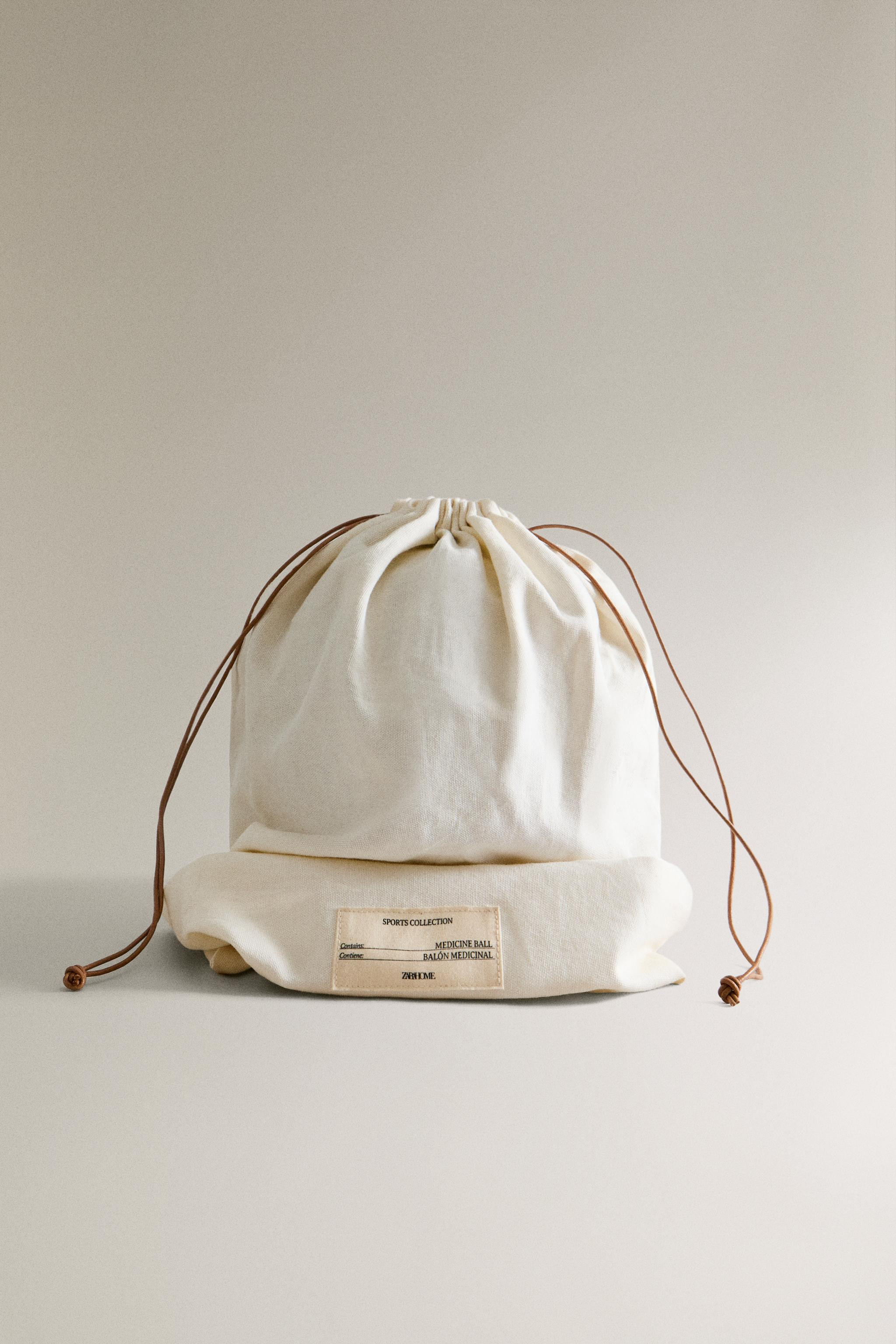 LEATHER MEDICINE BALL FOR SPORT | Zara US