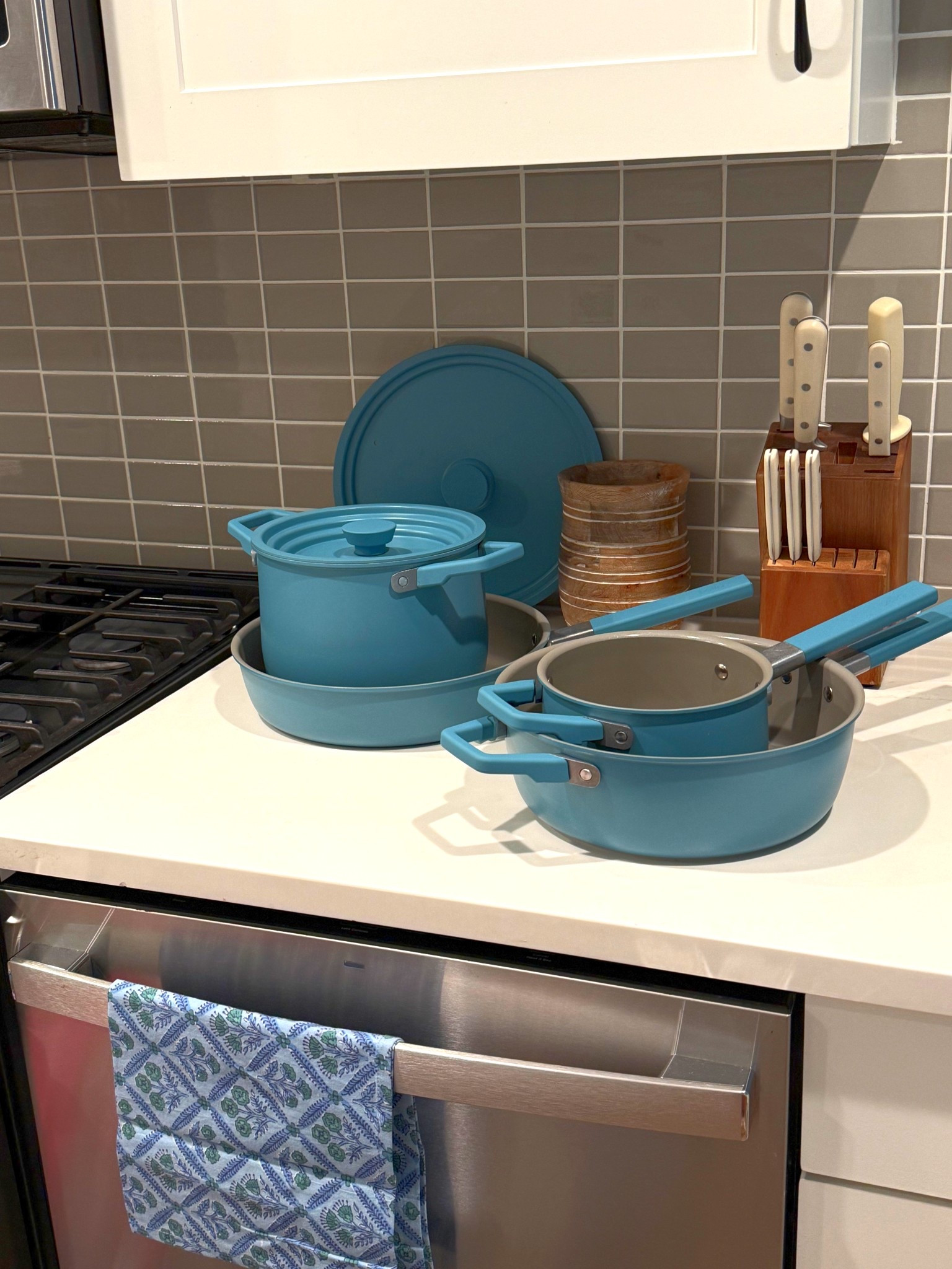 prettiest pots & pans i’ve EVER seen 🫢

#LTKFindsUnder100 #LTKFindsUnder50 #LTKHome