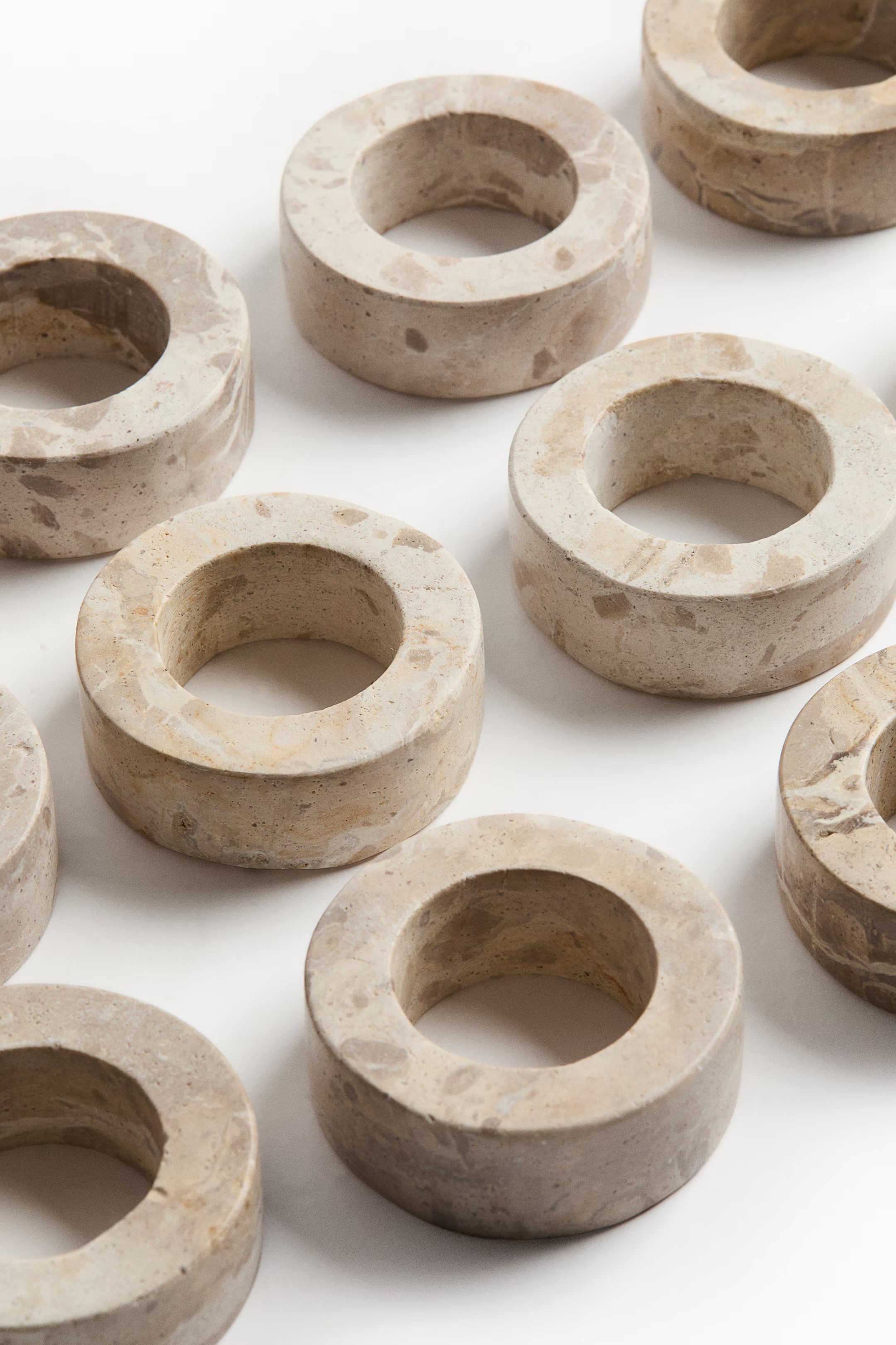 4-Pack Marble Napkin Rings | H&M (US + CA)