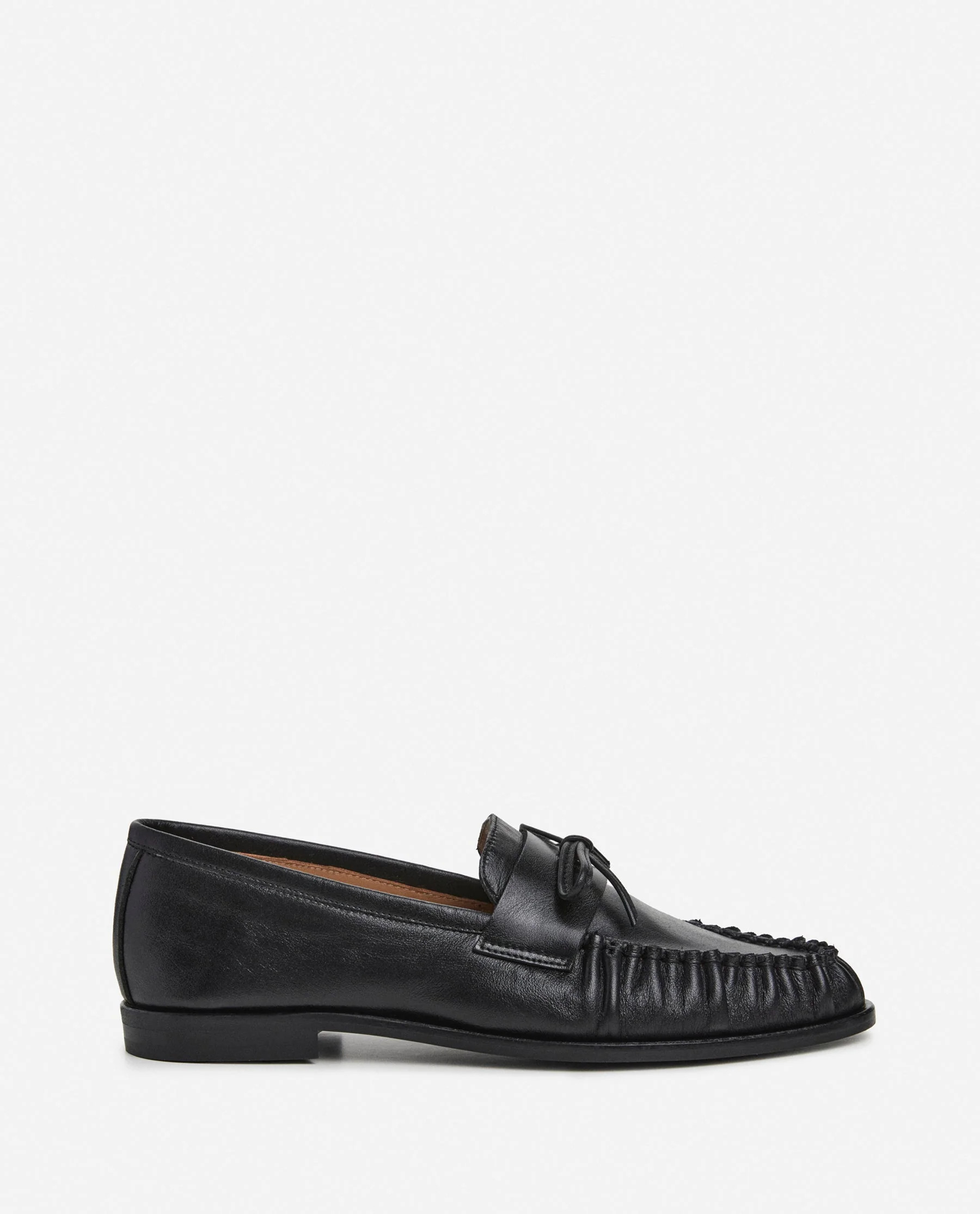 Dylan Leather Black Loafer | Flattered