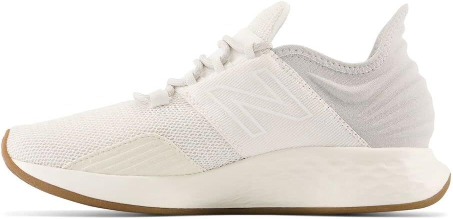 New Balance Women's Fresh Foam Roav V1 Sneaker | Amazon (US)