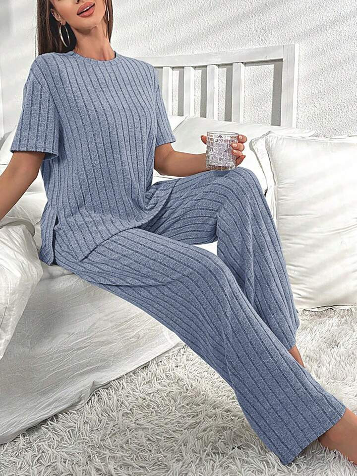 $10.49
      Estimated
        
      -34%
    $15.99Split Hem Tee & Pants Lounge Set4.86(500+)#4... | SHEIN