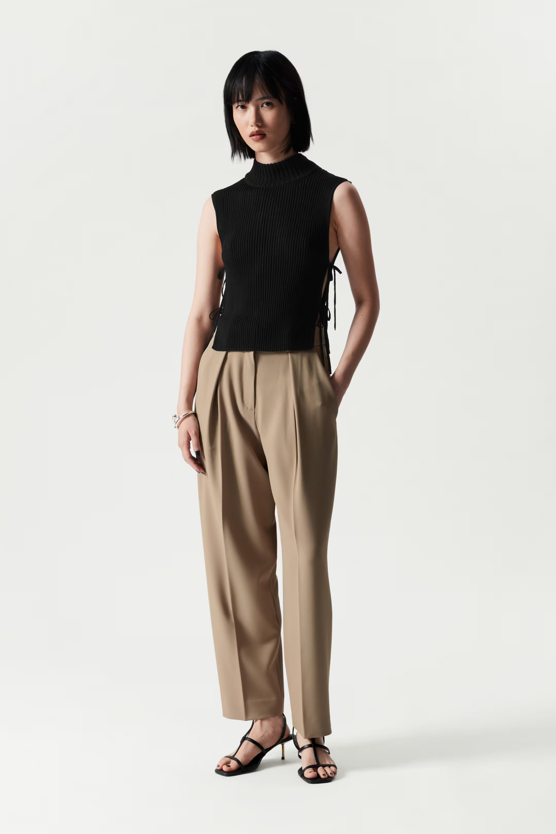 Tailored Tapered Trousers | H&M (UK, MY, IN, SG, PH, TW, HK)