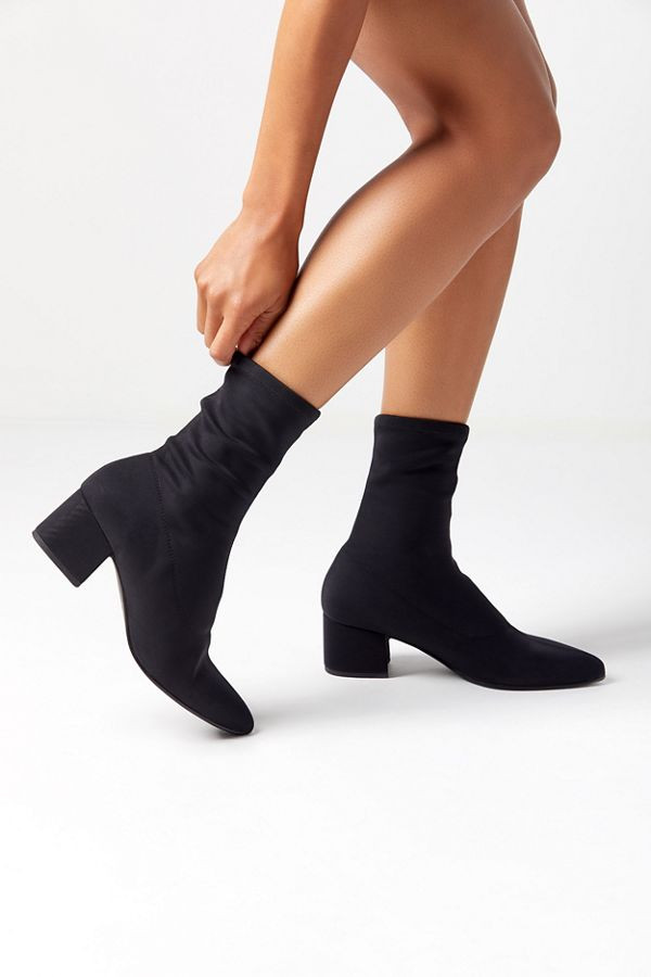 Vagabond Shoemakers Mya Stretch Boot | Urban Outfitters (US and RoW)