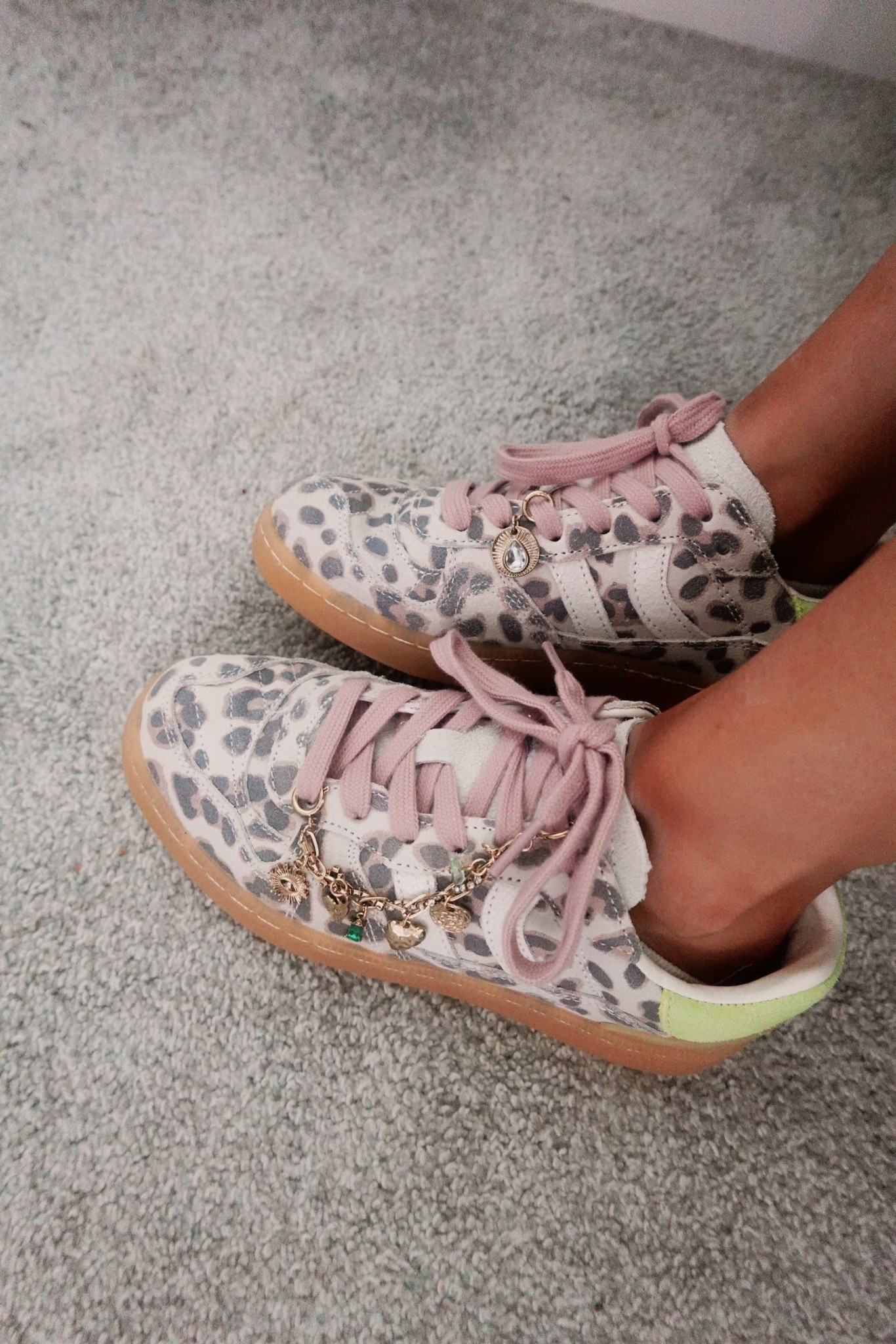 these shoes + these charms 😍🤌🏻

#LTKStyleTip #LTKSeasonal #LTKBeauty