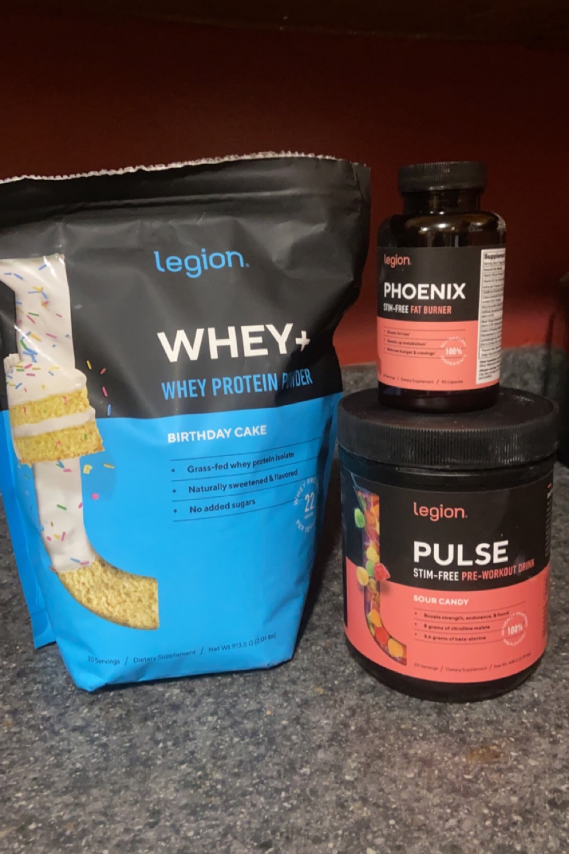 LEGION SUPPSSSS 
definitely recommend the fat burner!!! it has helped HELLA with my cravings cuz this cut finna take me out😭

#LTKFitness