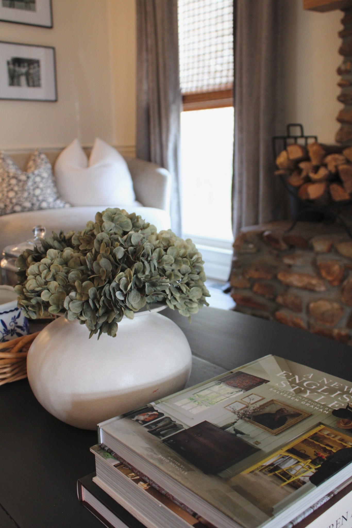 The prettiest faux hydrangeas for spring 🍃


#LTKSeasonal #LTKHome
