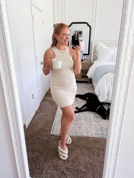 Express ribbed dress is 30% off! I got a medium in the dress so it wouldn’t be too tight with the bump!

Bump friendly, maternity, ribbed dress

#LTKunder100 #LTKsalealert #LTKstyletip