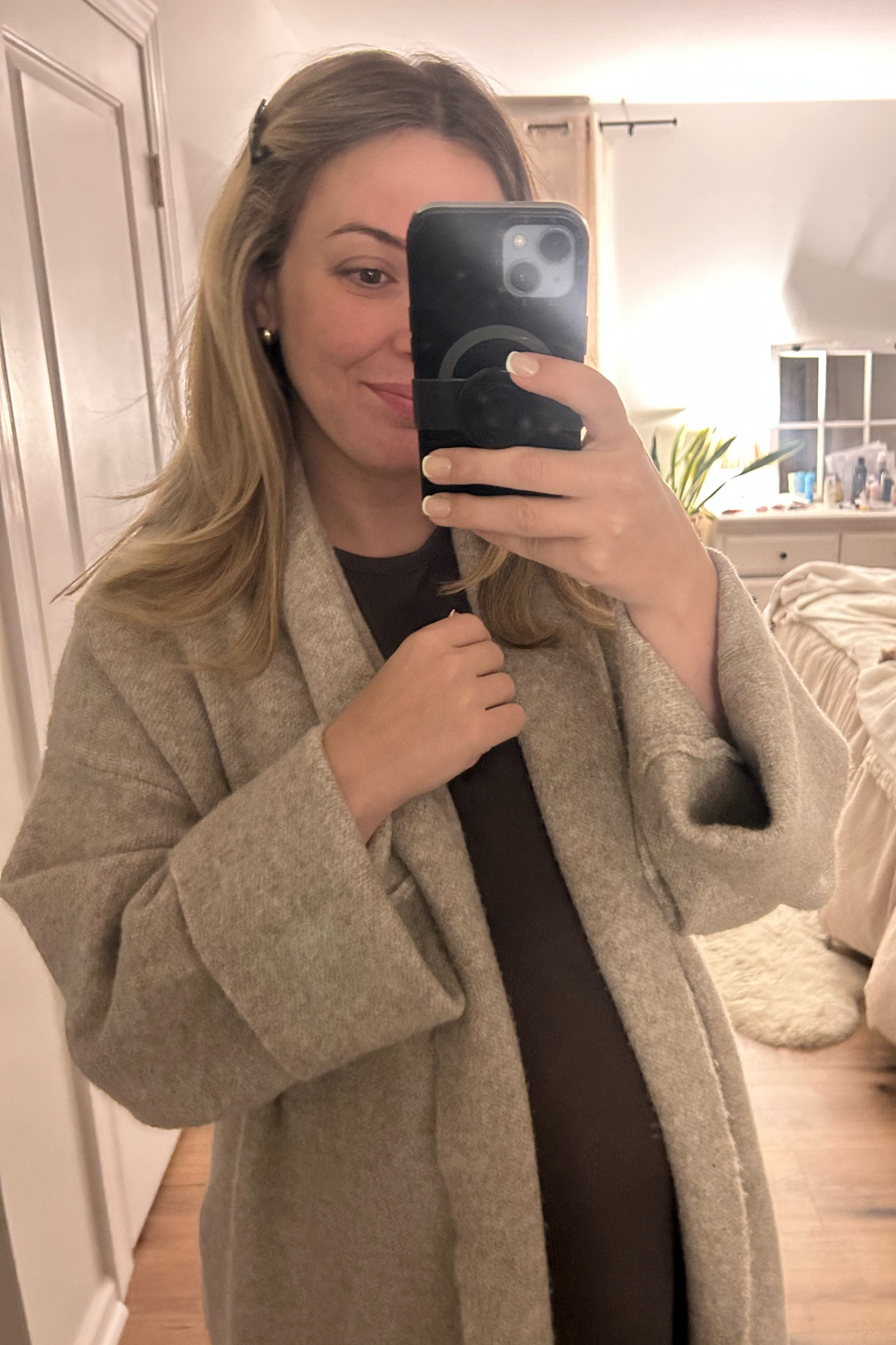 Knitted coat, sweater coat, oversized sweater, longline cardigan, comfortable outfit, fall transition outfit, cozy outfit, wear to work

#LTKStyleTip #LTKSeasonal #LTKWorkwear